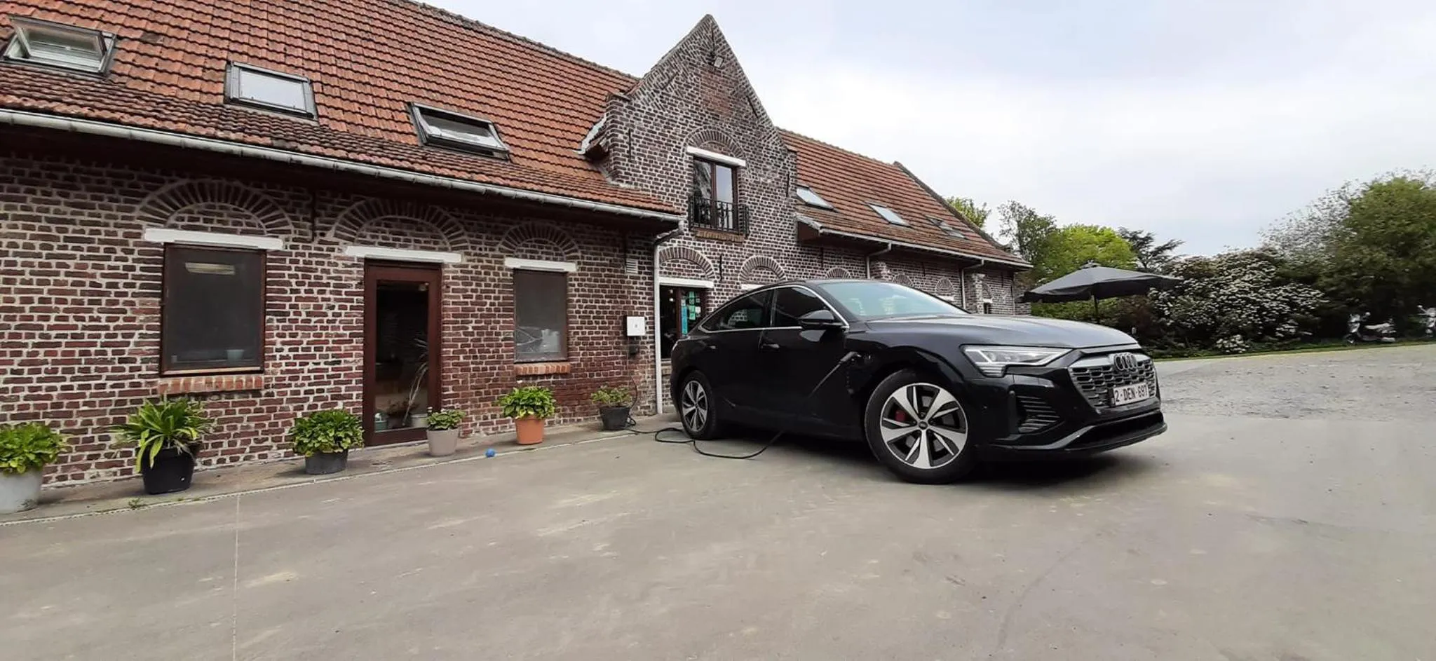 Parking in Varlet Farm