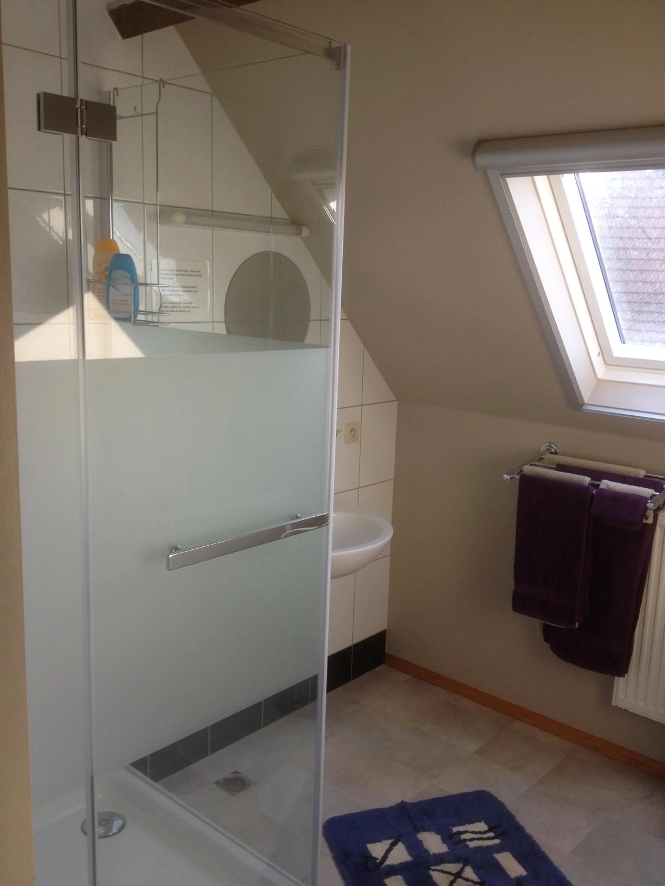 Shower in Varlet Farm