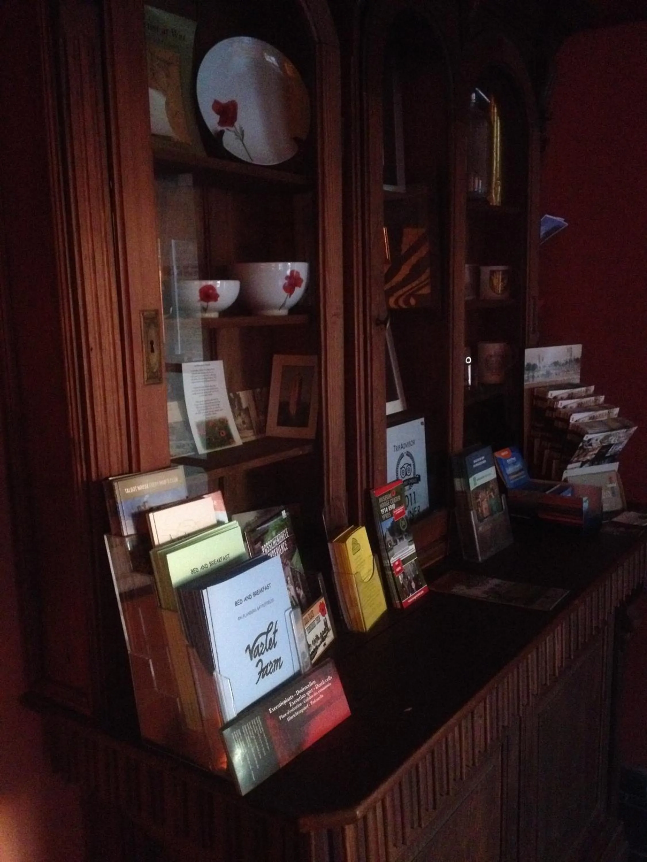 Facade/entrance in Varlet Farm