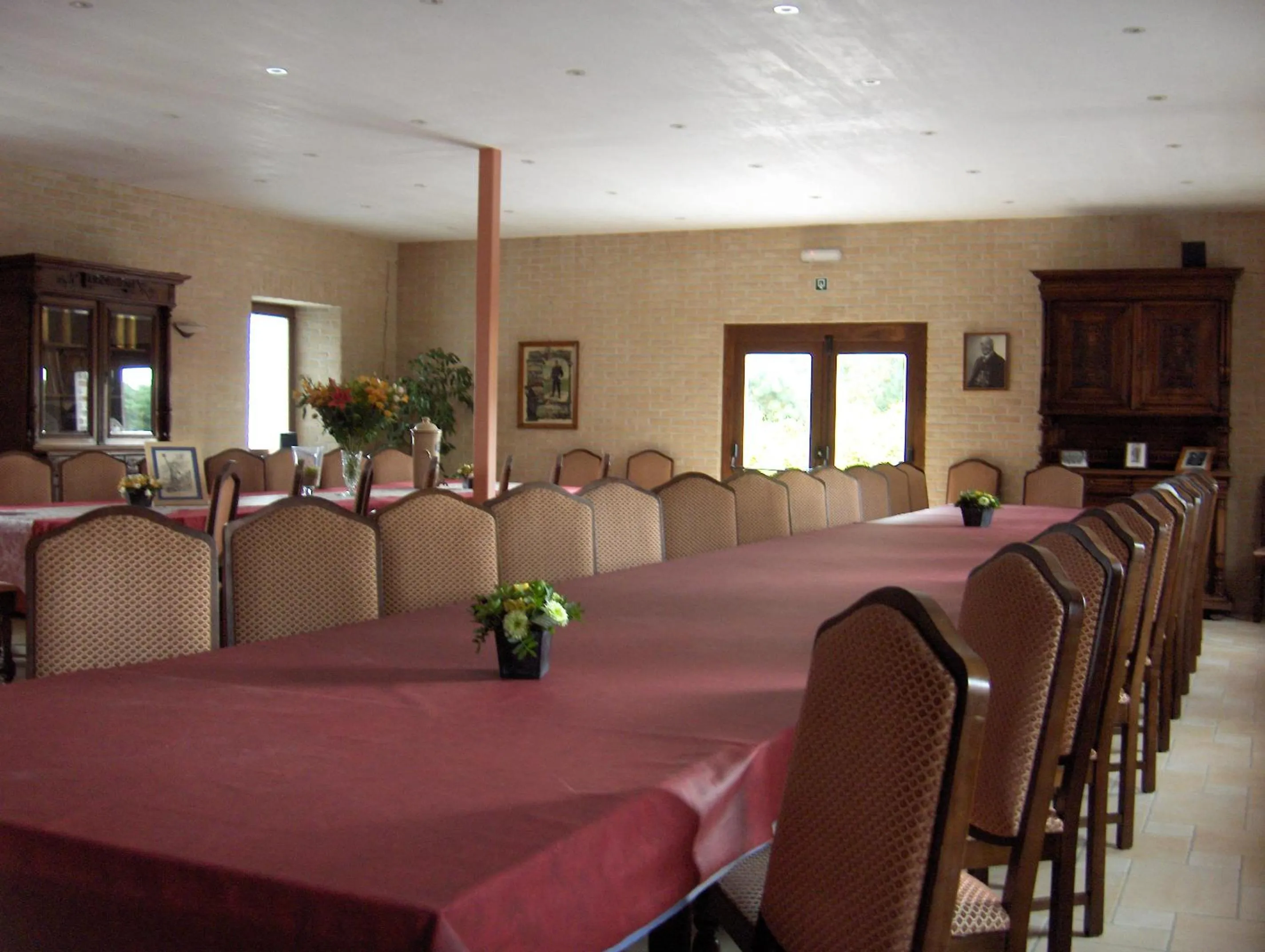 Food and drinks in Varlet Farm