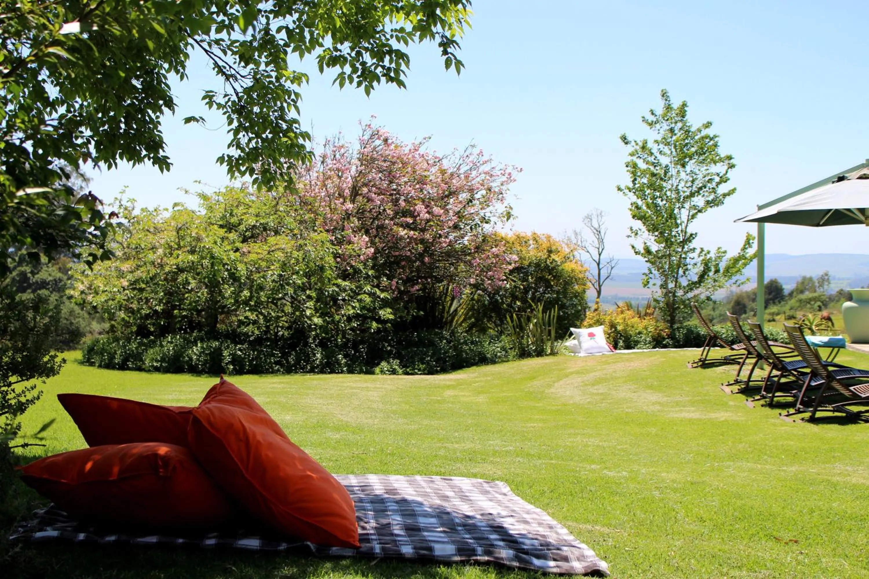 Garden in Halliwell Country Inn
