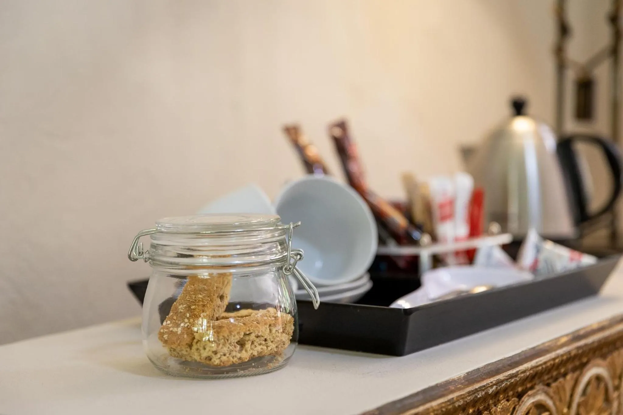 Coffee/tea facilities in Halliwell Country Inn