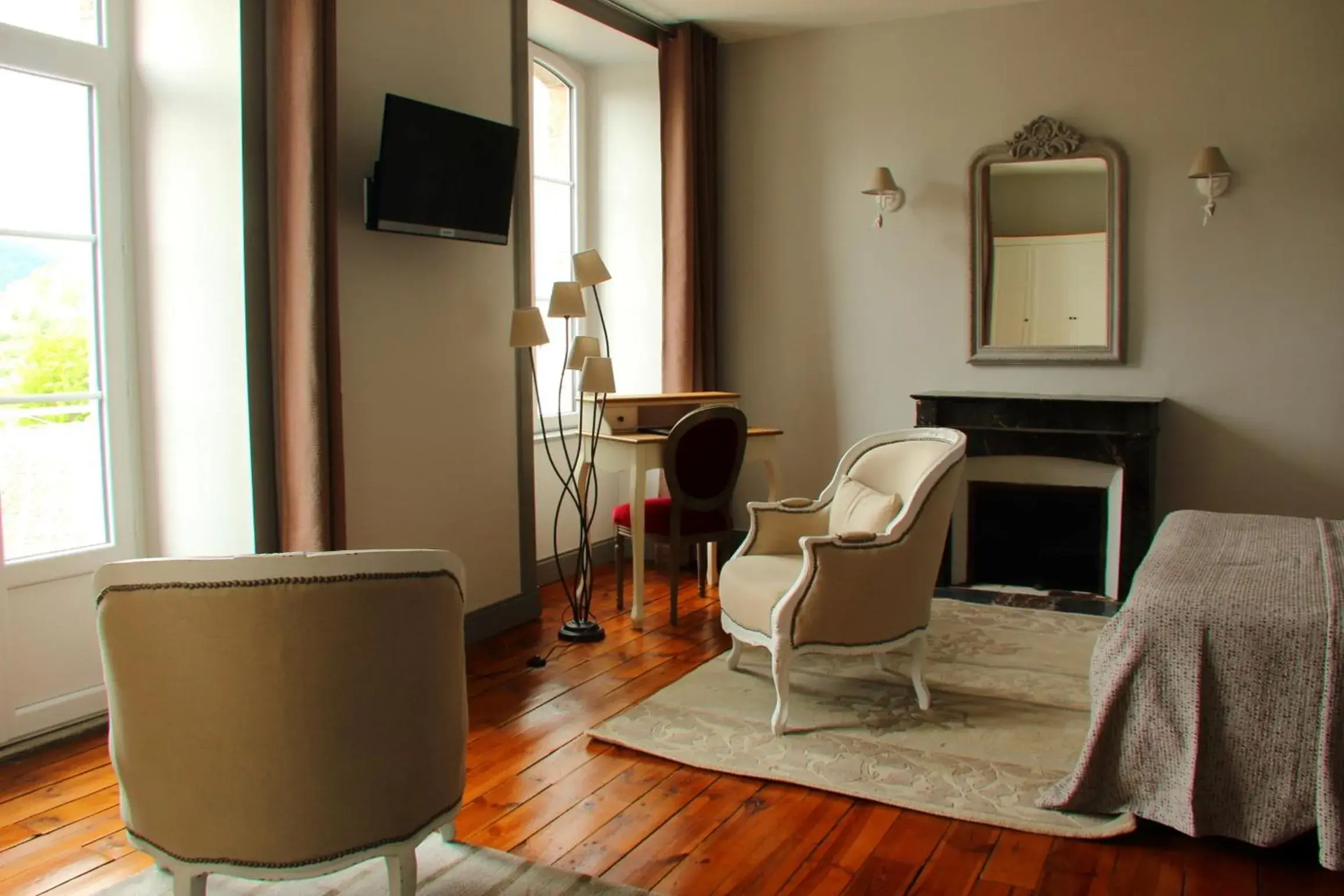 Auberge Les Volcans Auberge Les Volcans