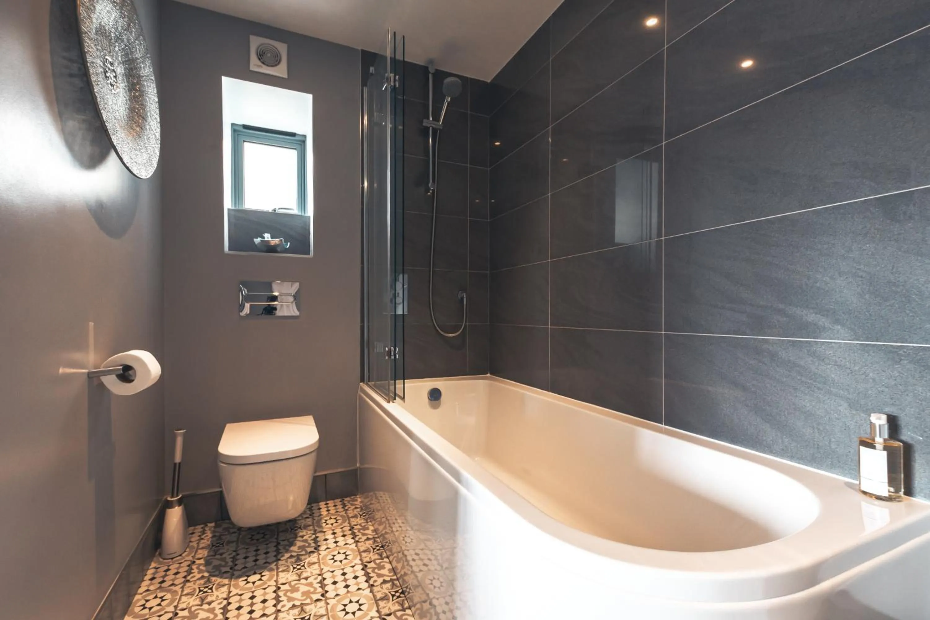 Shower in Driftwood B&B