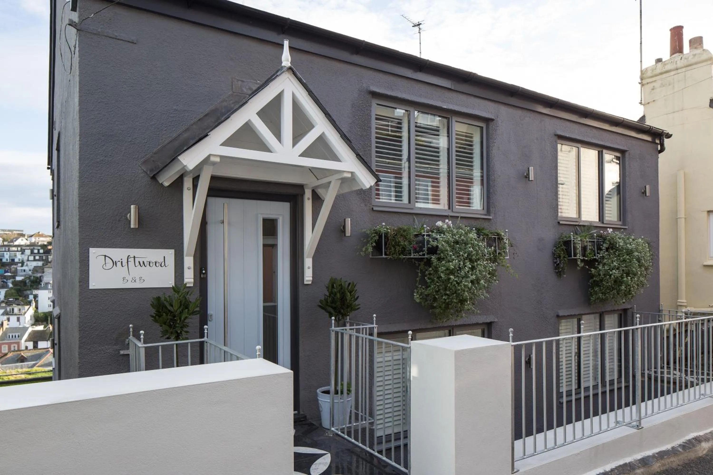 Facade/entrance in Driftwood B&B