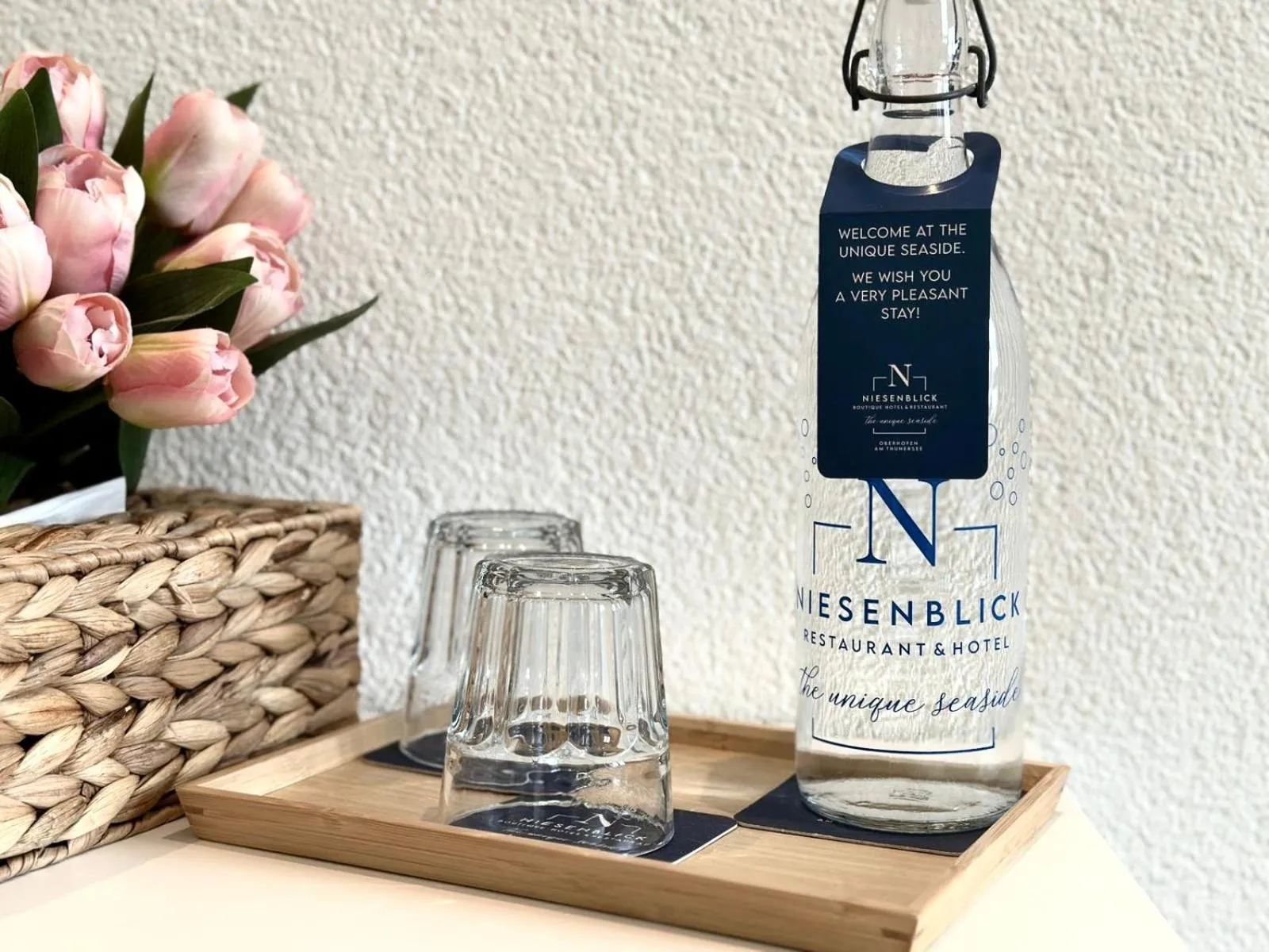 Photo of the whole room in Boutique Hotel Niesenblick - direkt am Thunersee gelegen mit SELF CHECK IN & digitaler Rezeption