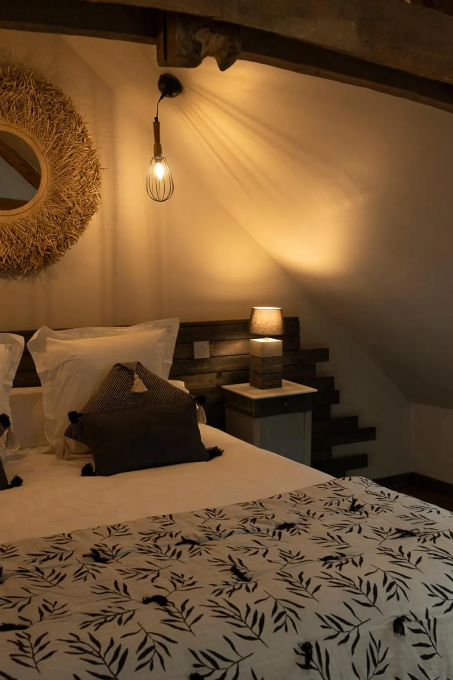 Bedroom, Bed in Domaine du Kelenn, Maison d'hôtes de charme avec piscine