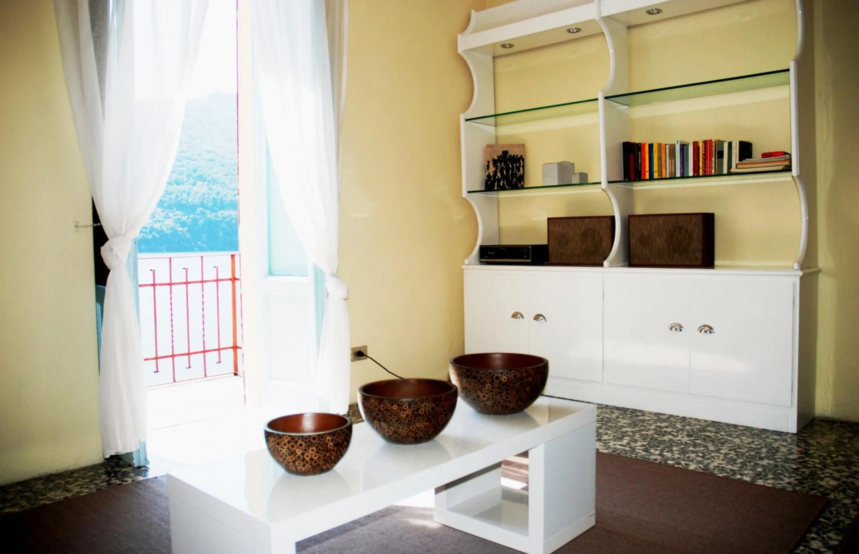 Living room in Villa Albonico