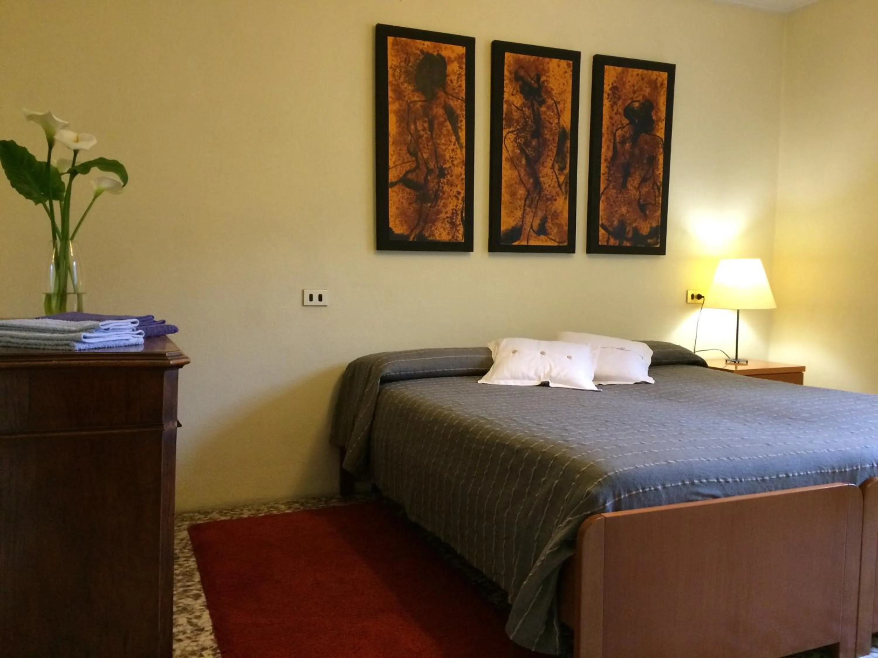 Bed in Villa Albonico