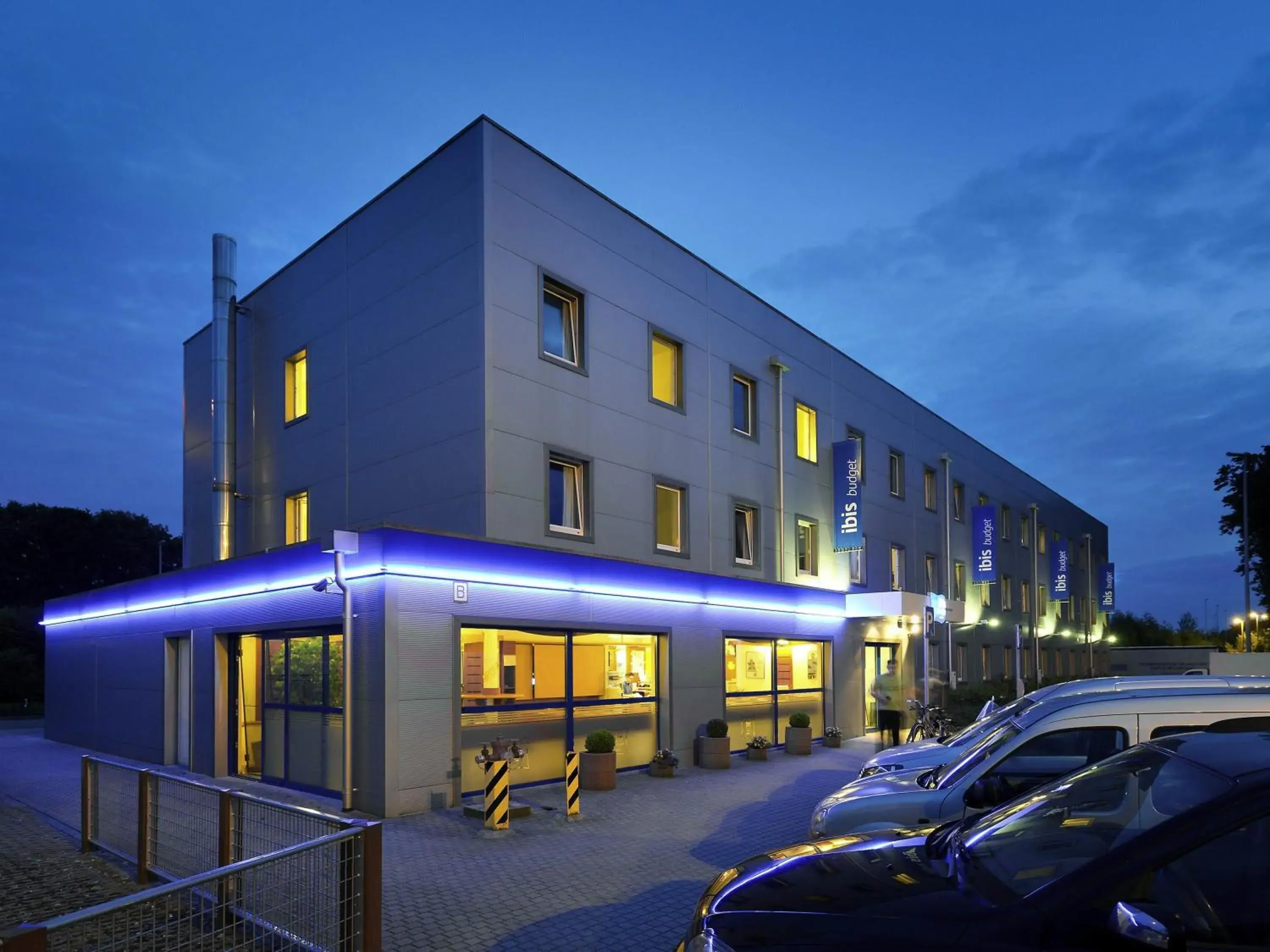 Property building in ibis budget Aachen Raeren Grenze Property building in ibis budget Aachen Raeren Grenze