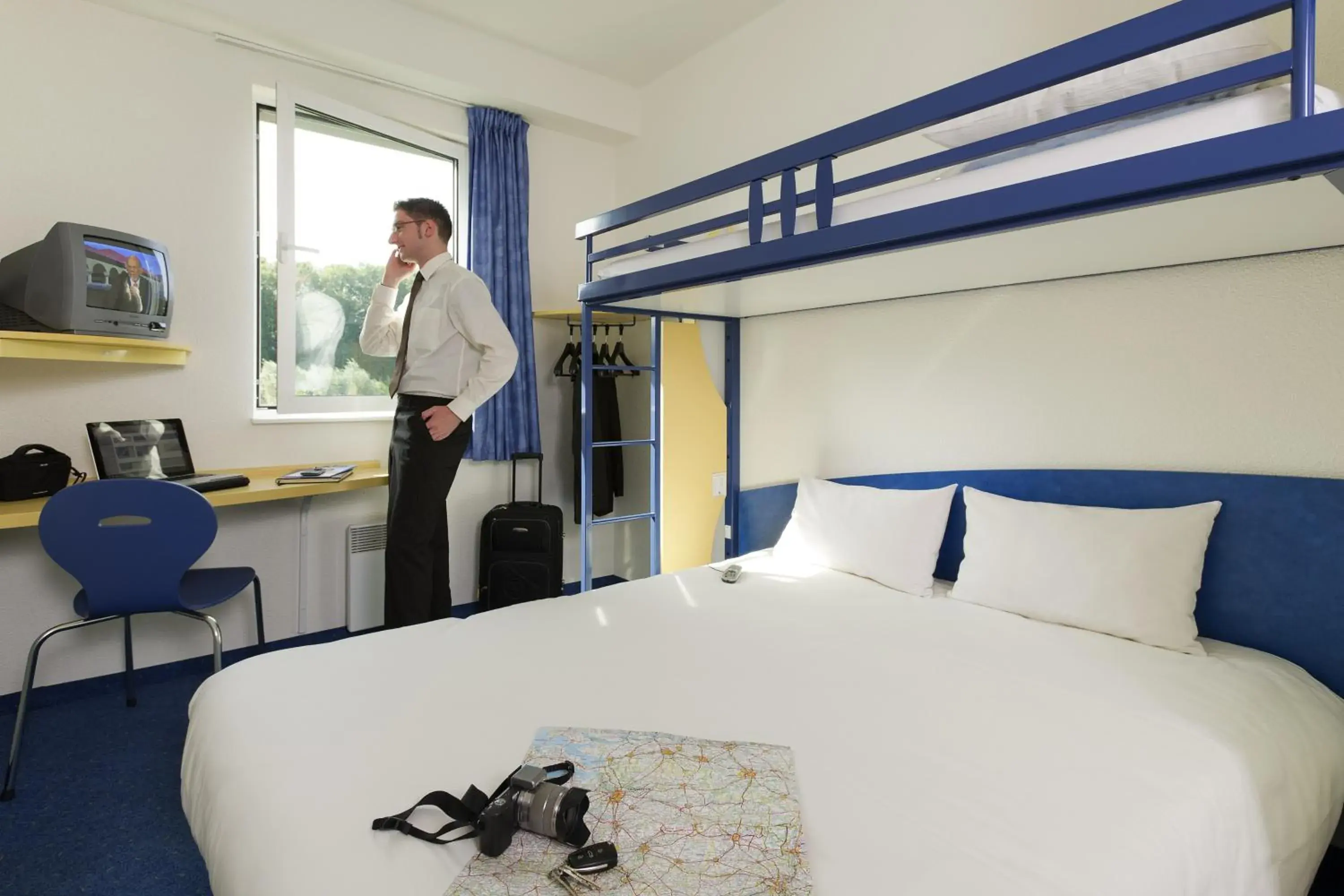 TV and multimedia, Bed in ibis budget Aachen Raeren Grenze TV and multimedia, Bed in ibis budget Aachen Raeren Grenze
