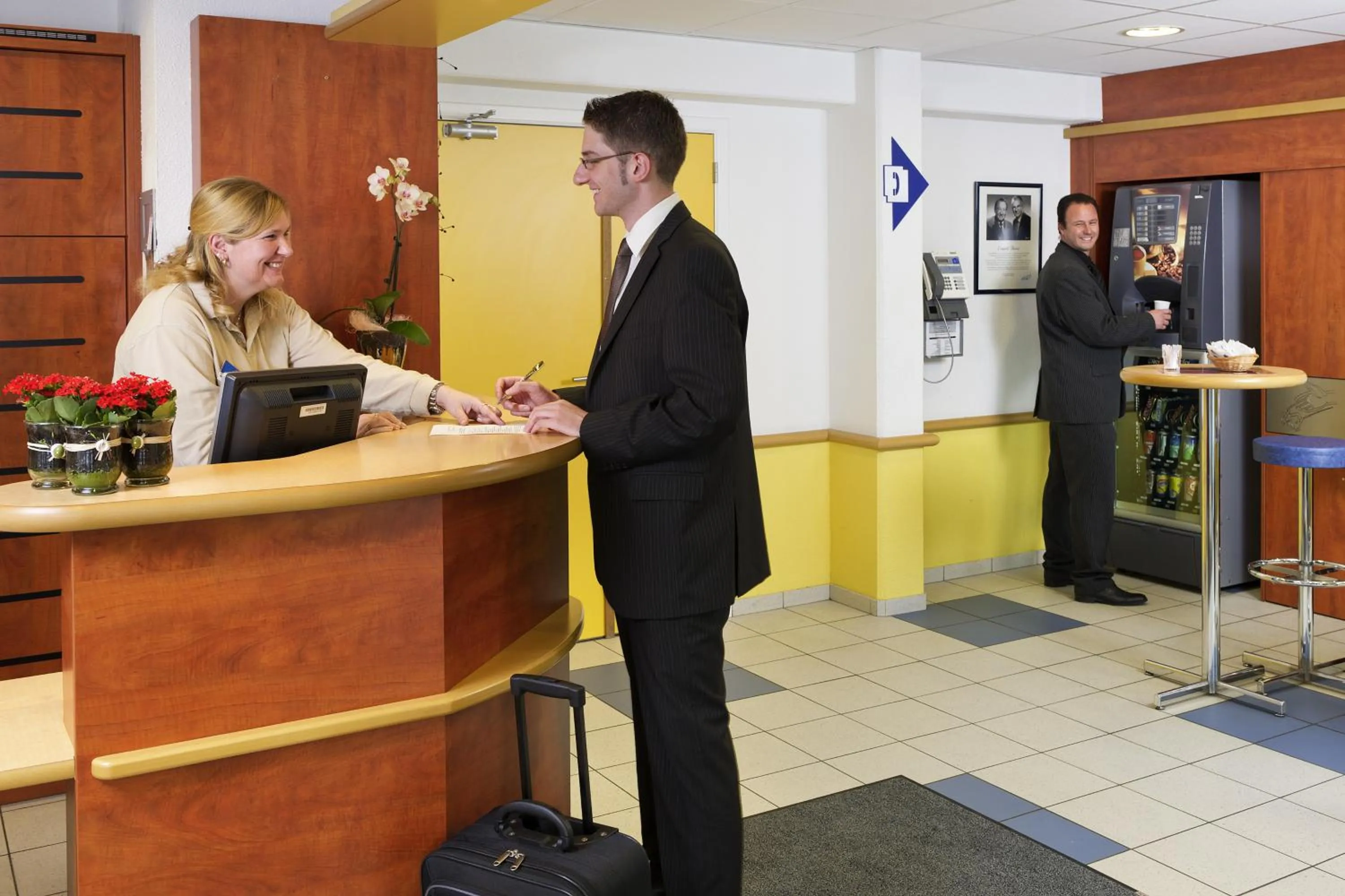 Lobby or reception in ibis budget Aachen Raeren Grenze