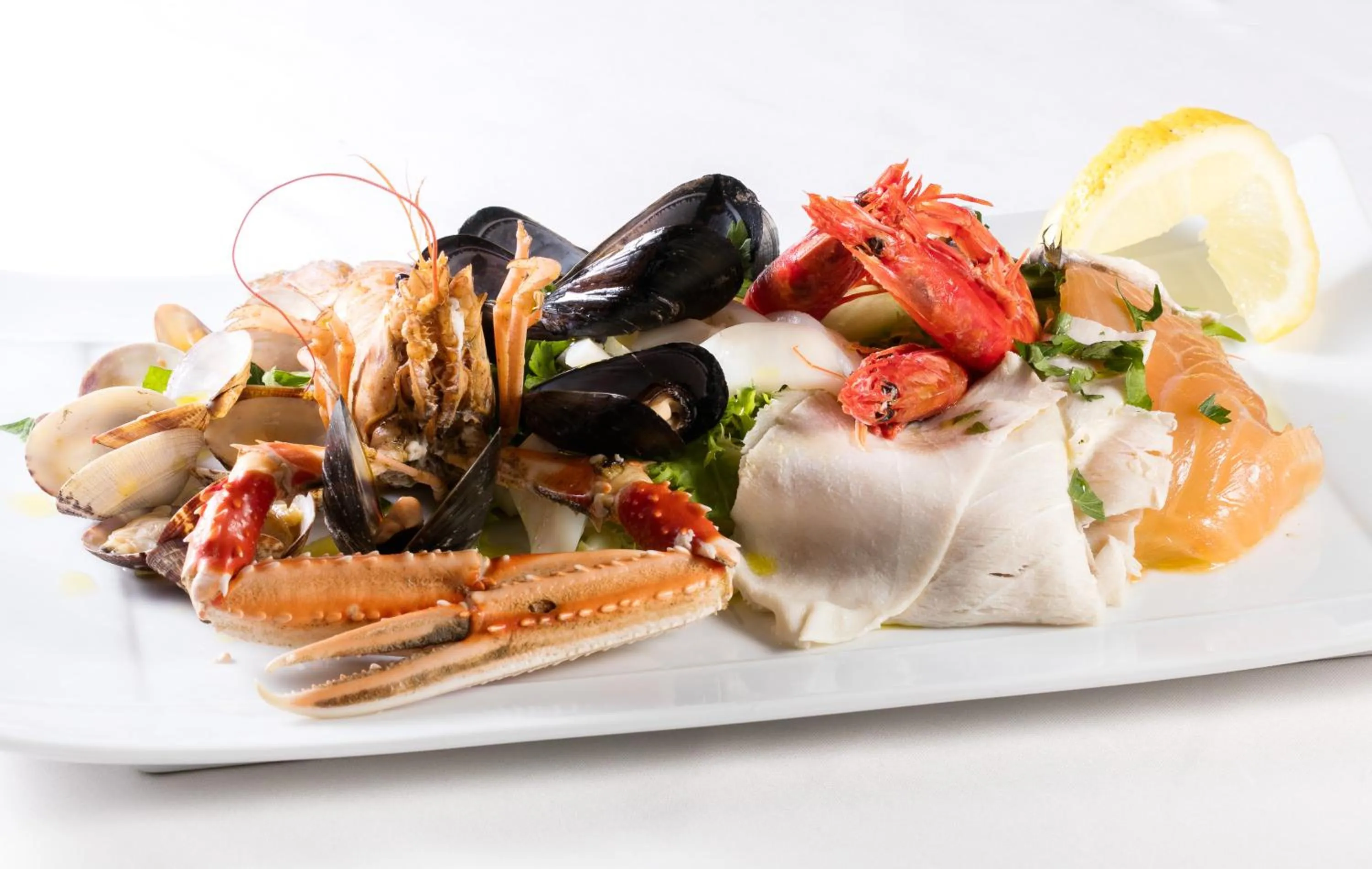 Restaurant/places to eat in Villa Corallium