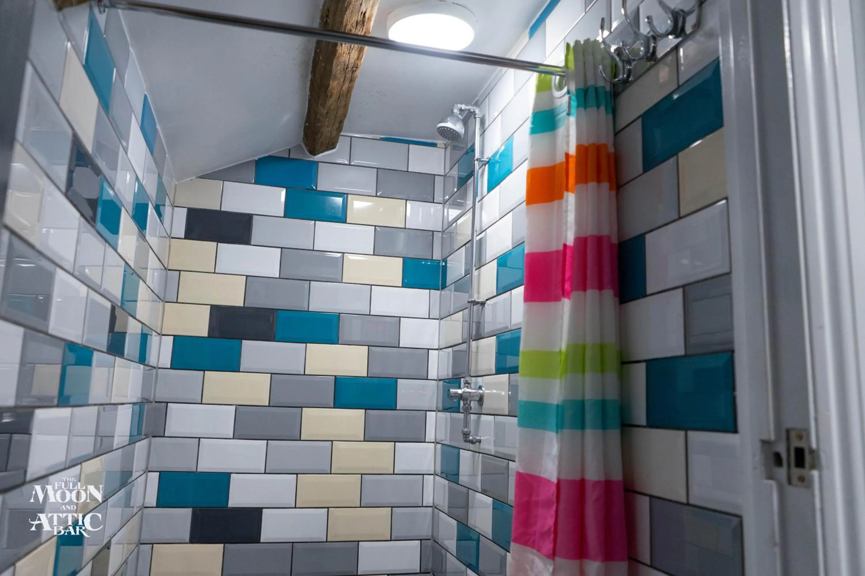 Shower in The Full Moon Backpackers