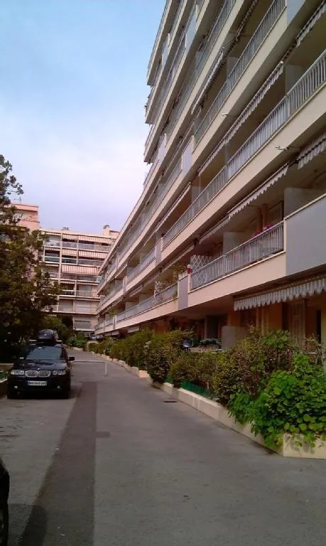 Property building in Le Minerve