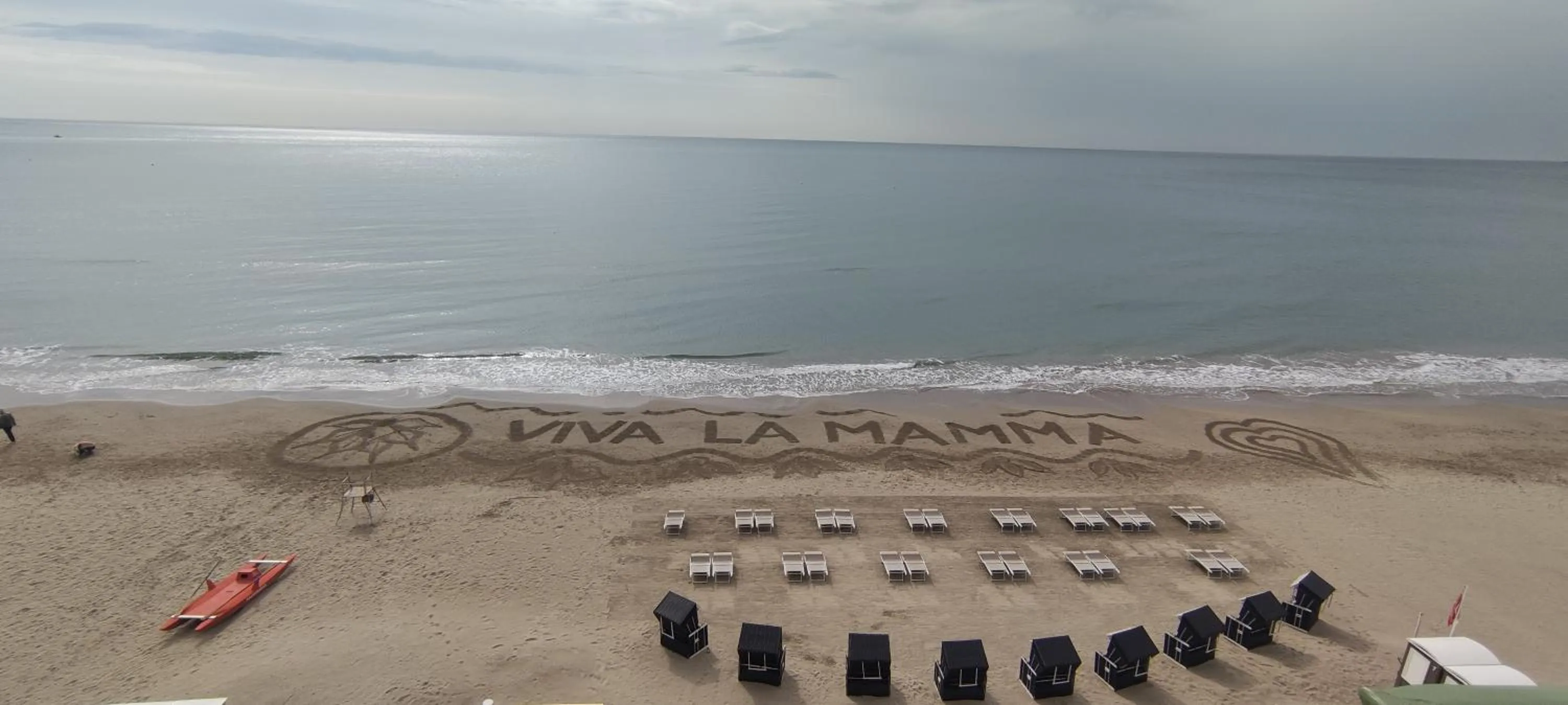 Beach in Hotel Eden Alaxi Hotels