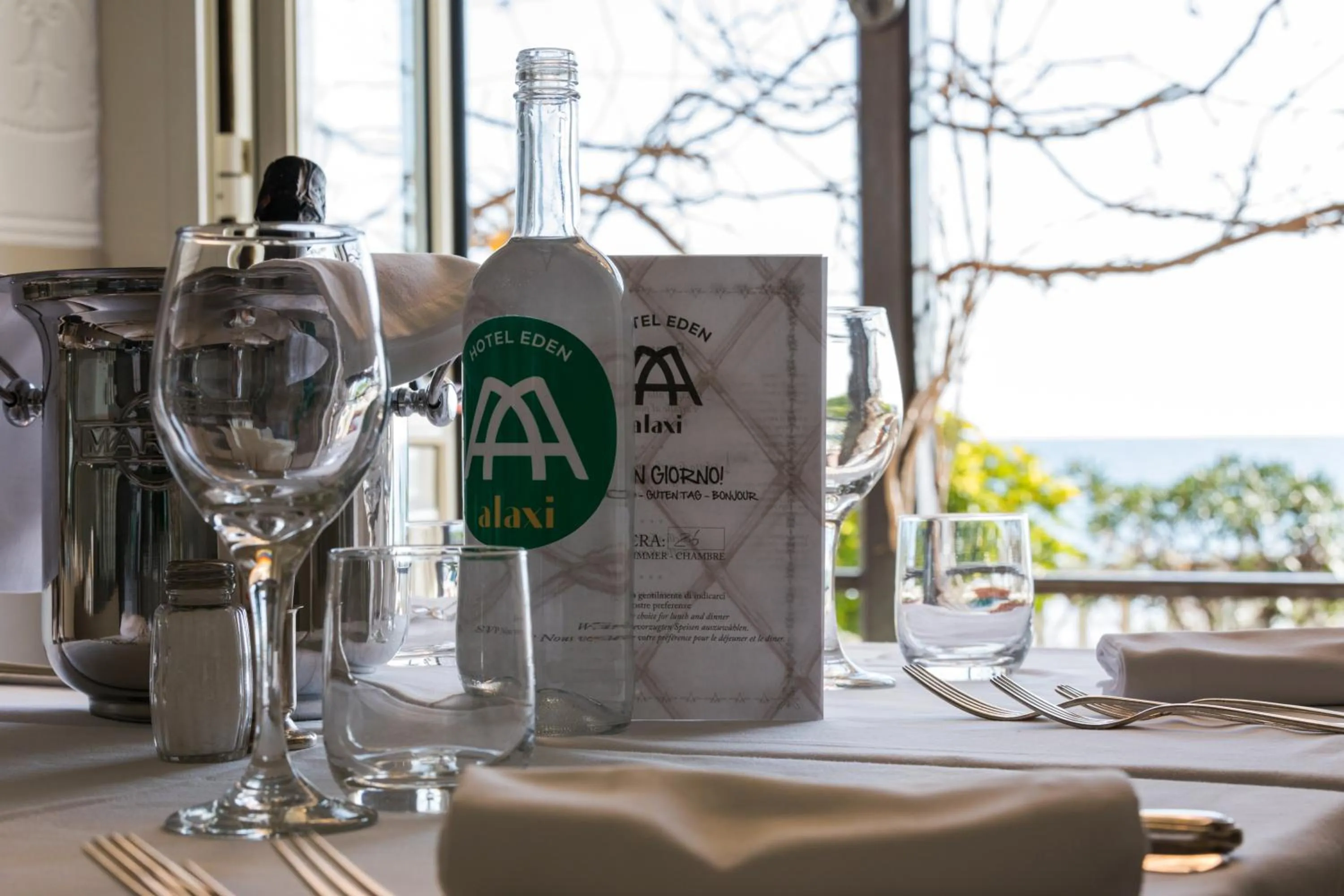 Restaurant/places to eat in Hotel Eden Alaxi Hotels