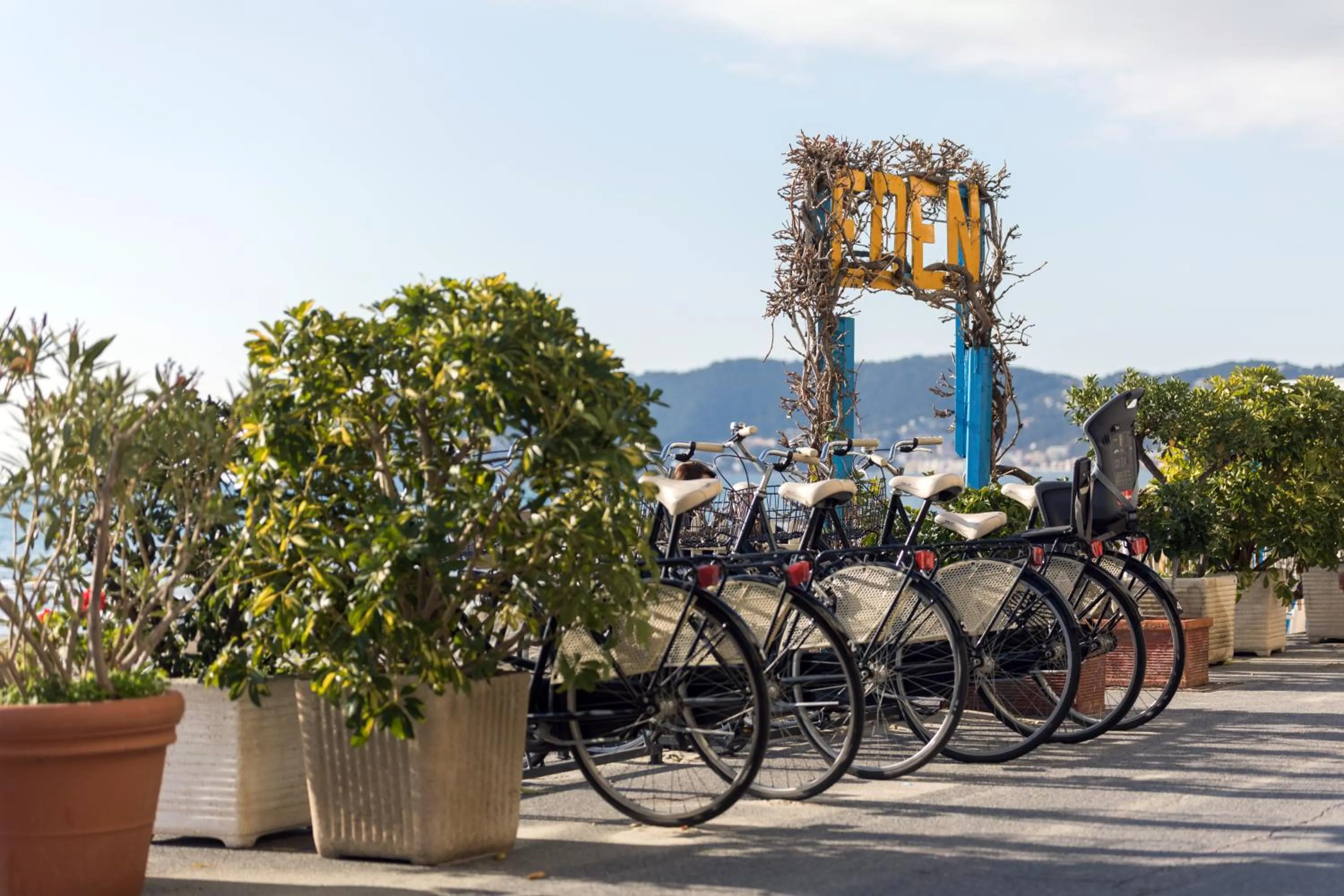 Cycling in Hotel Eden Alaxi Hotels