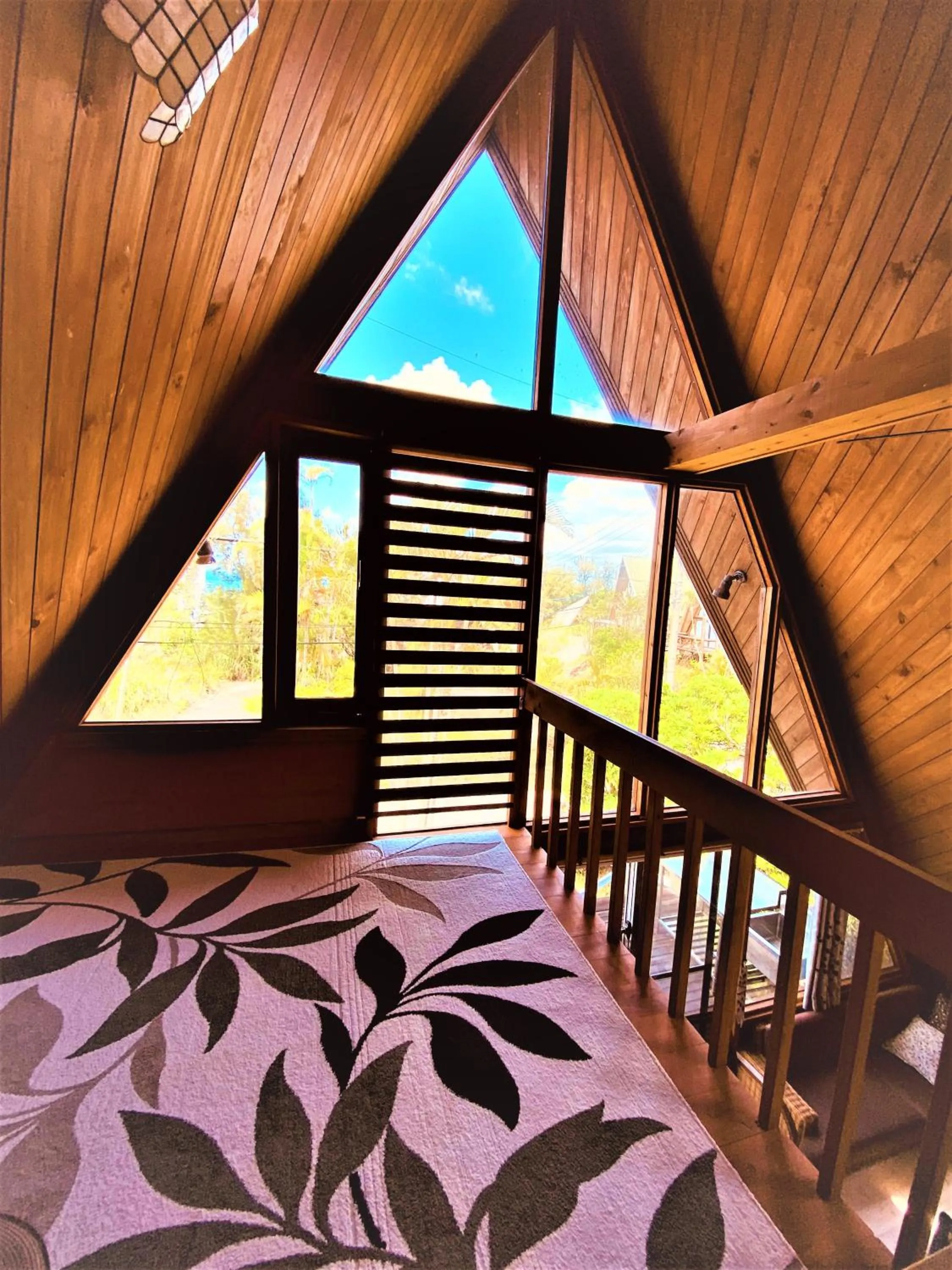 Photo of the whole room, Bed in Sea Breeze