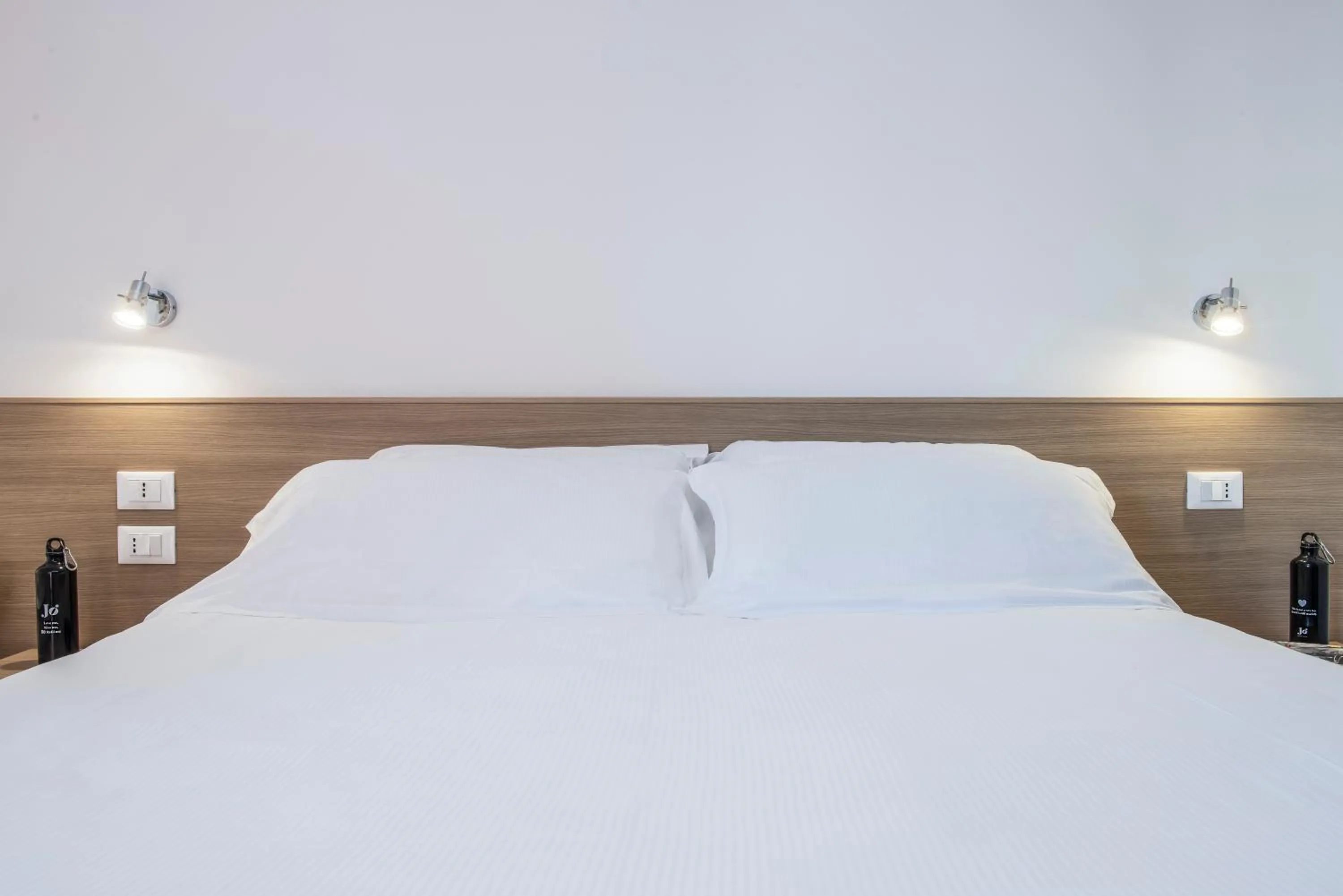 Bed in Hotel Jolly Roger