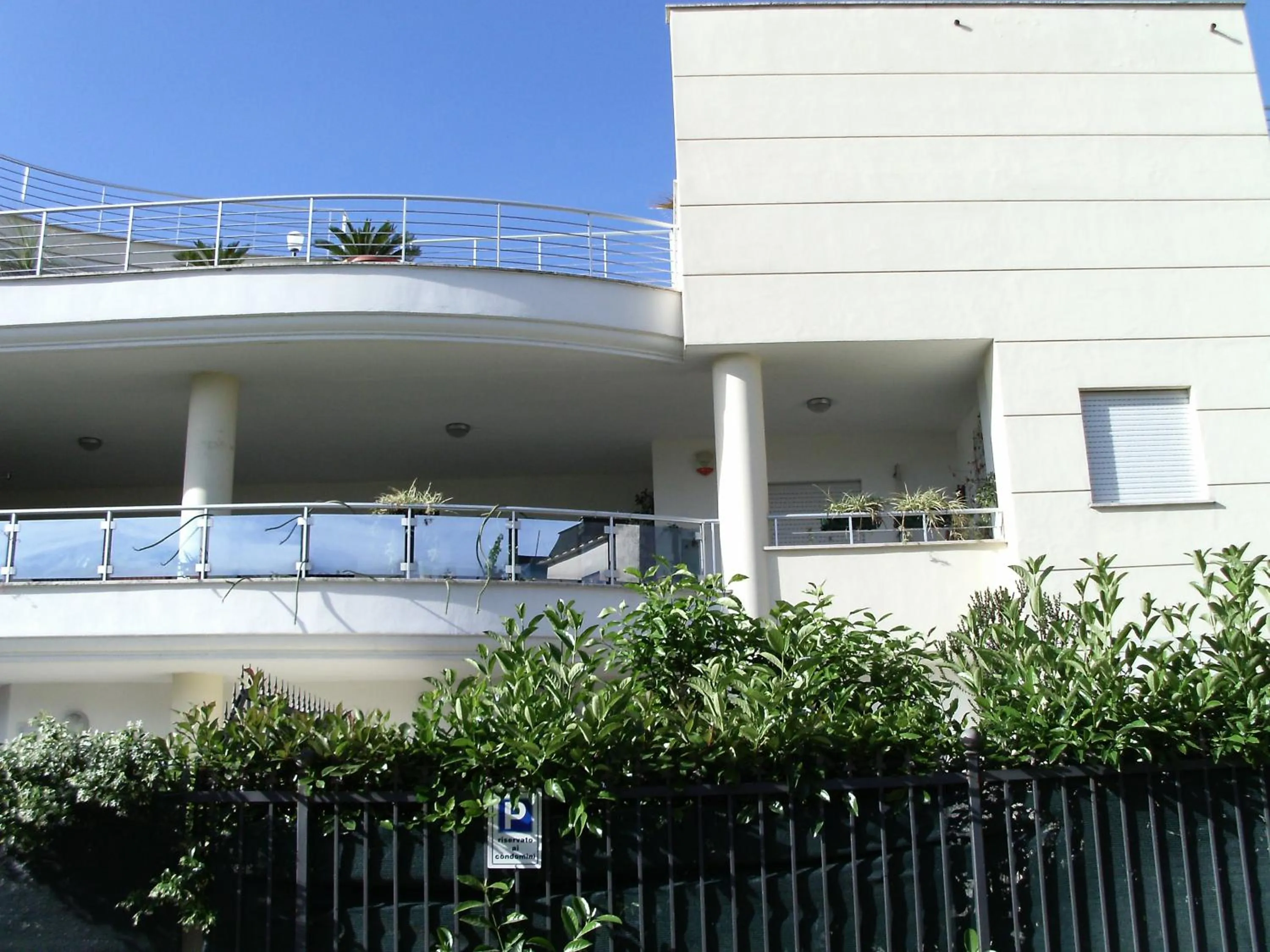 Facade/entrance in B&B Stazione Latina