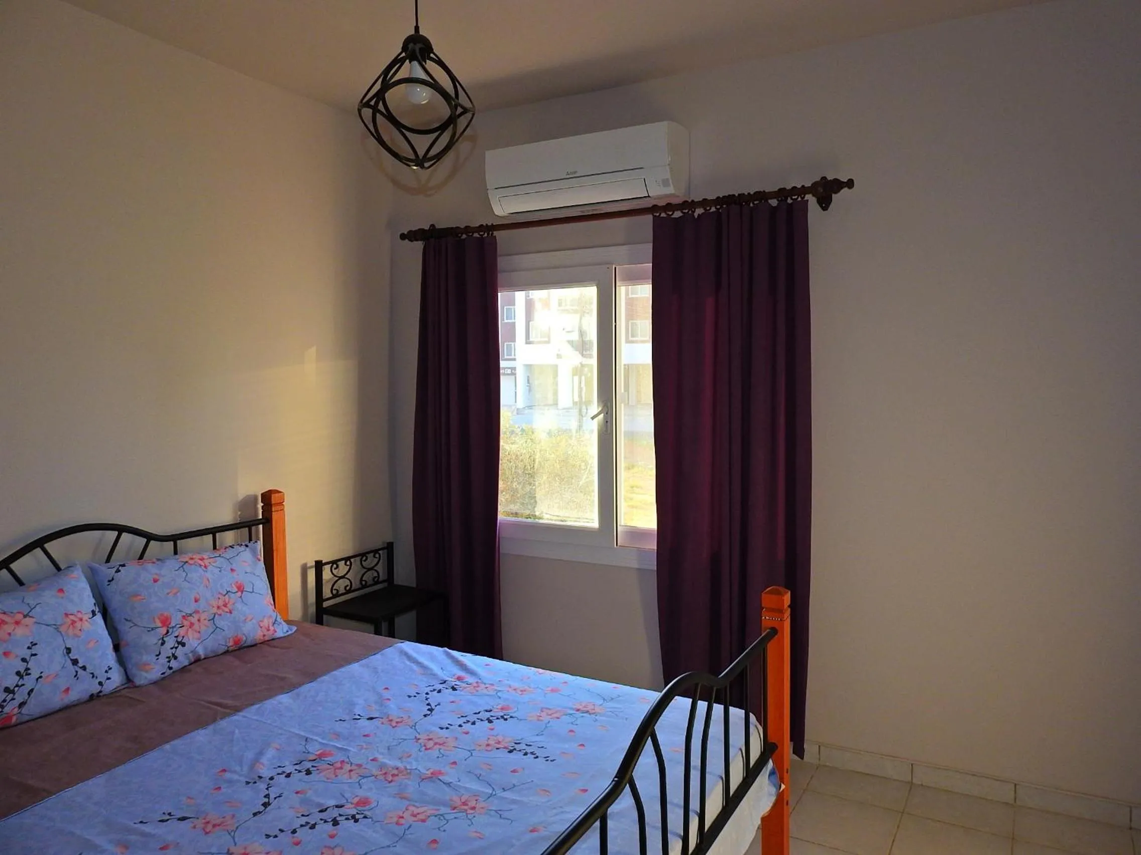 Bedroom, Bed in Ertunalp Apartment