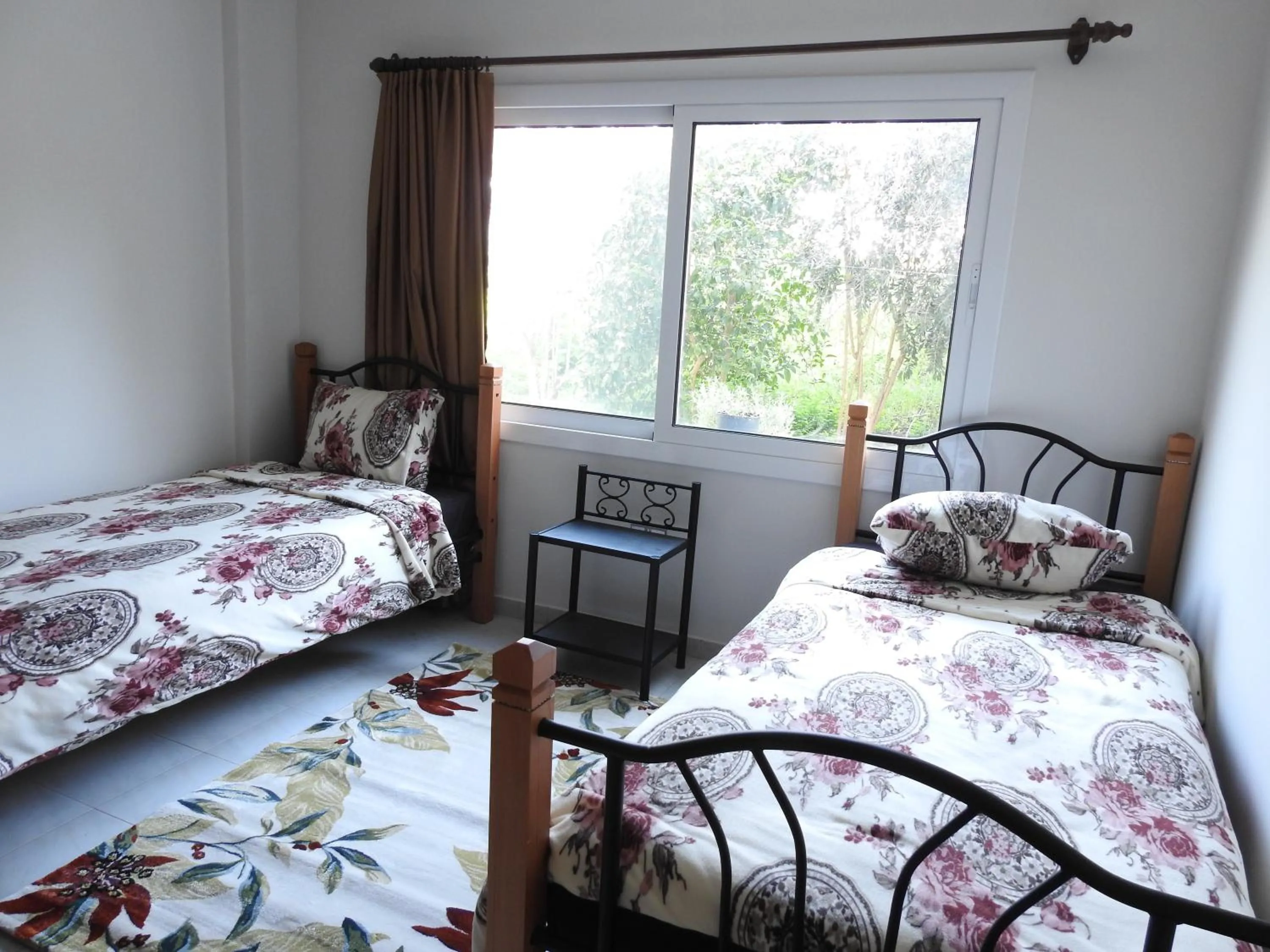 Bedroom, Bed in Ertunalp Apartment