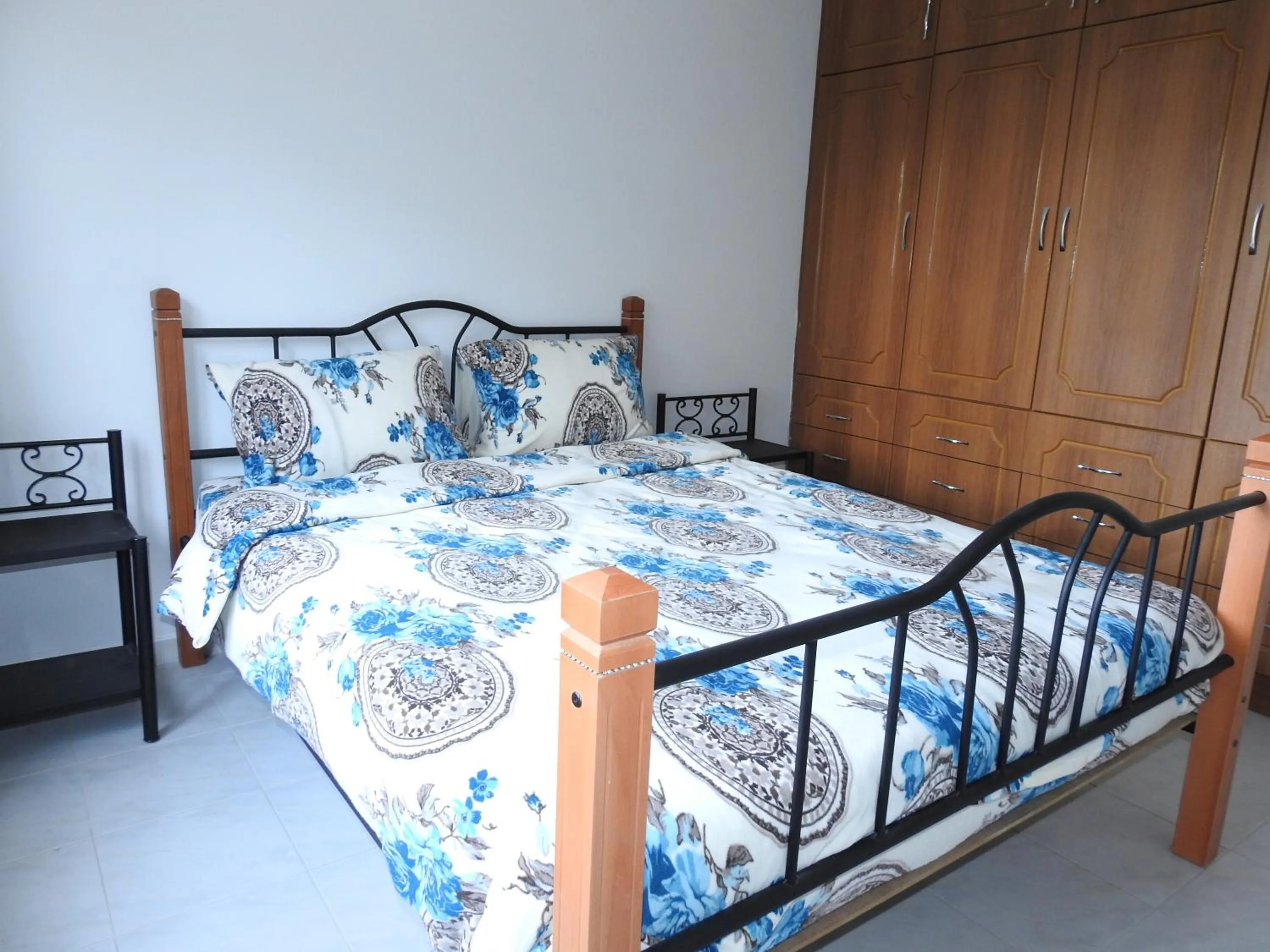 Bedroom, Bed in Ertunalp Apartment