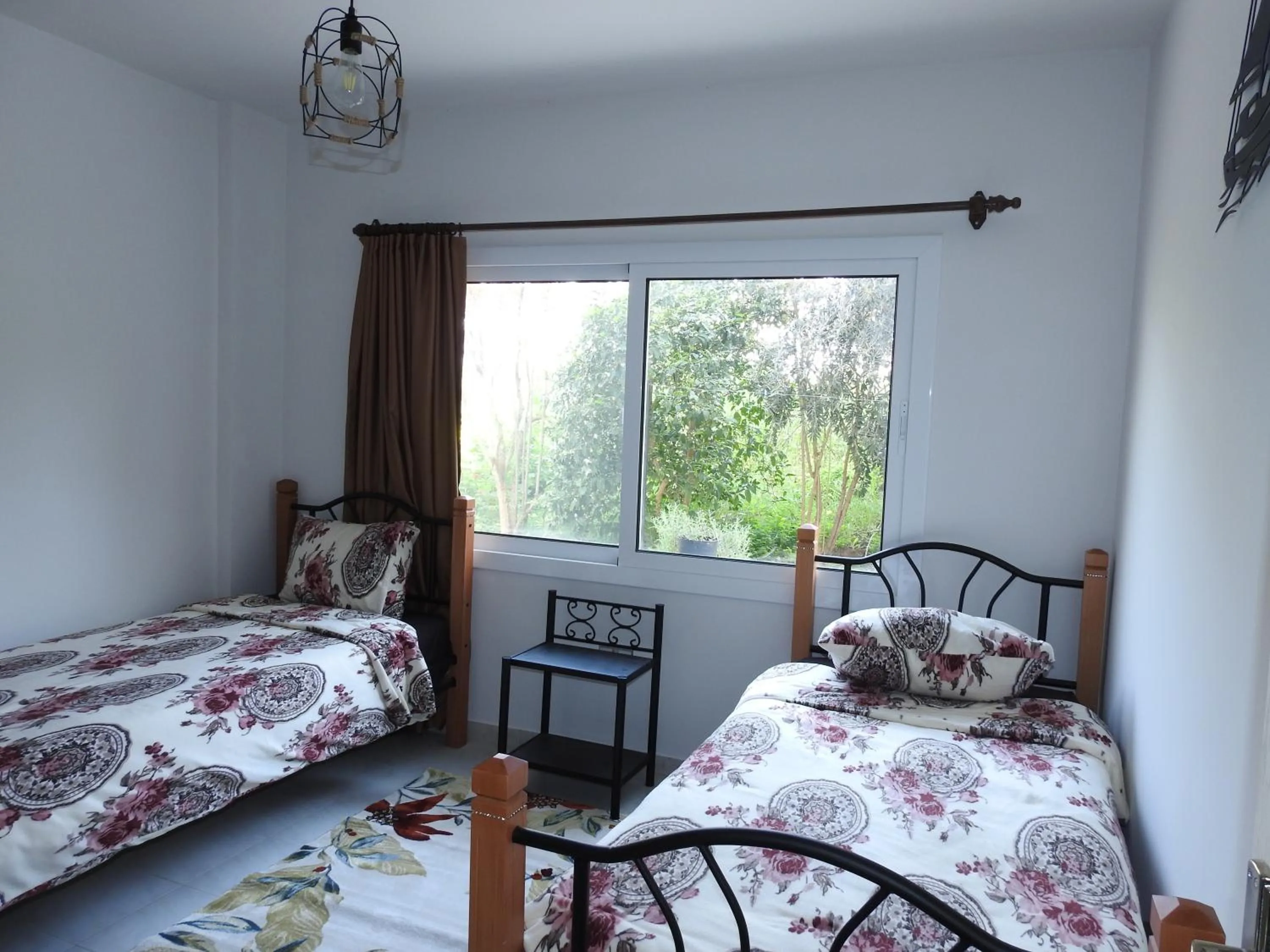 Bedroom, Bed in Ertunalp Apartment