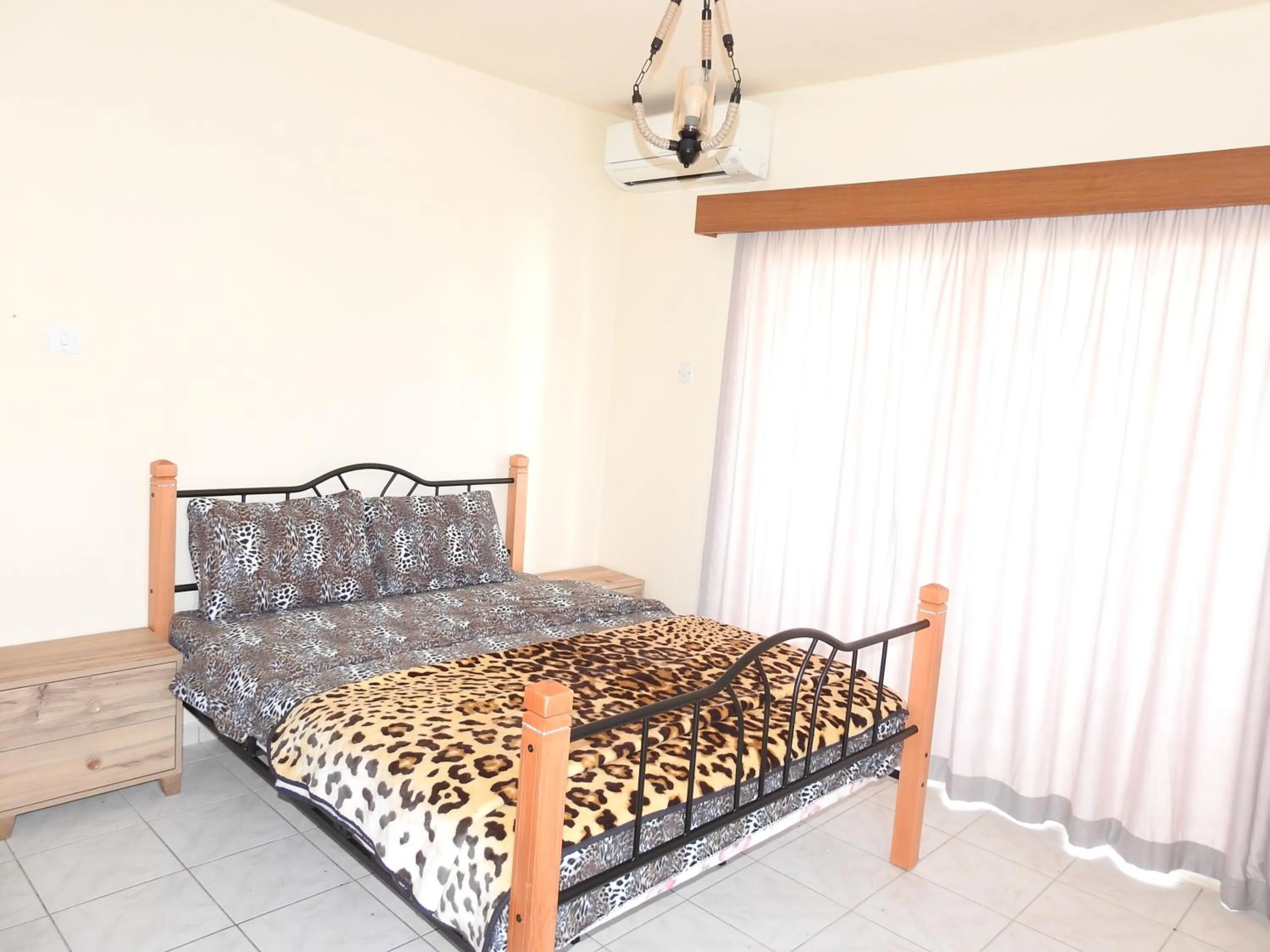 Bed in Ertunalp Apartment