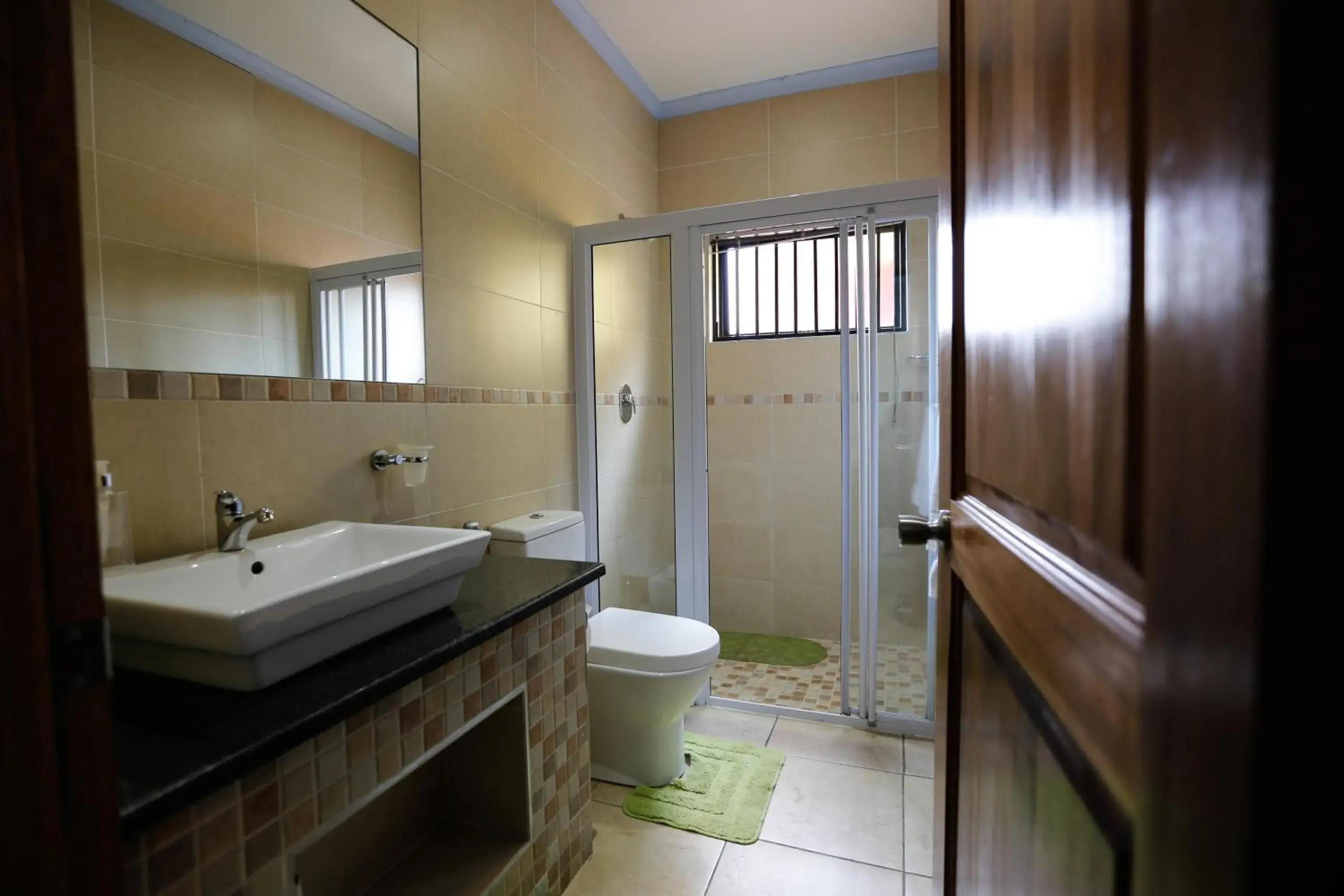 Bathroom in Grand View B&B Bathroom in Grand View B&B