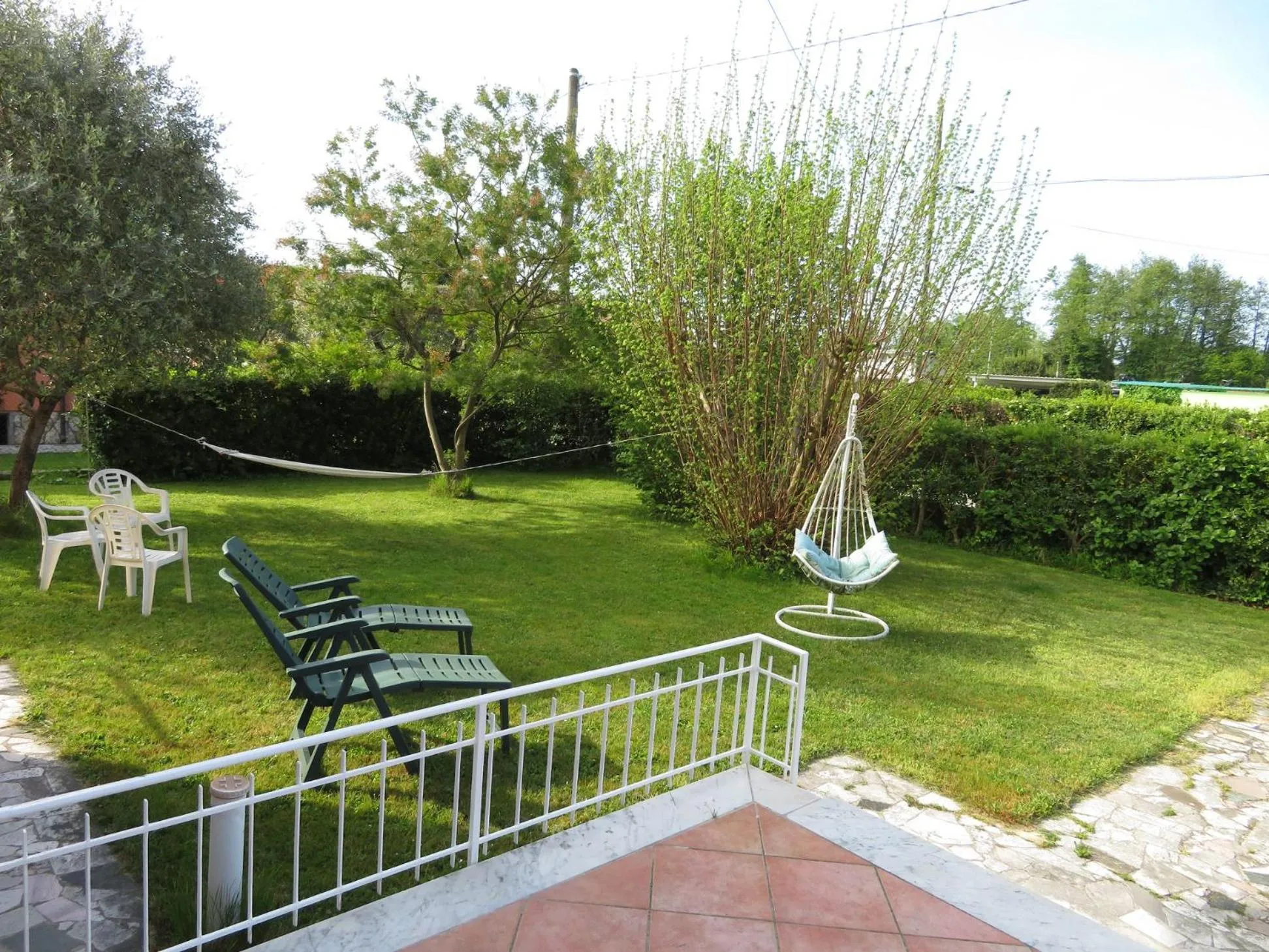 Garden in La Mimosa Chic