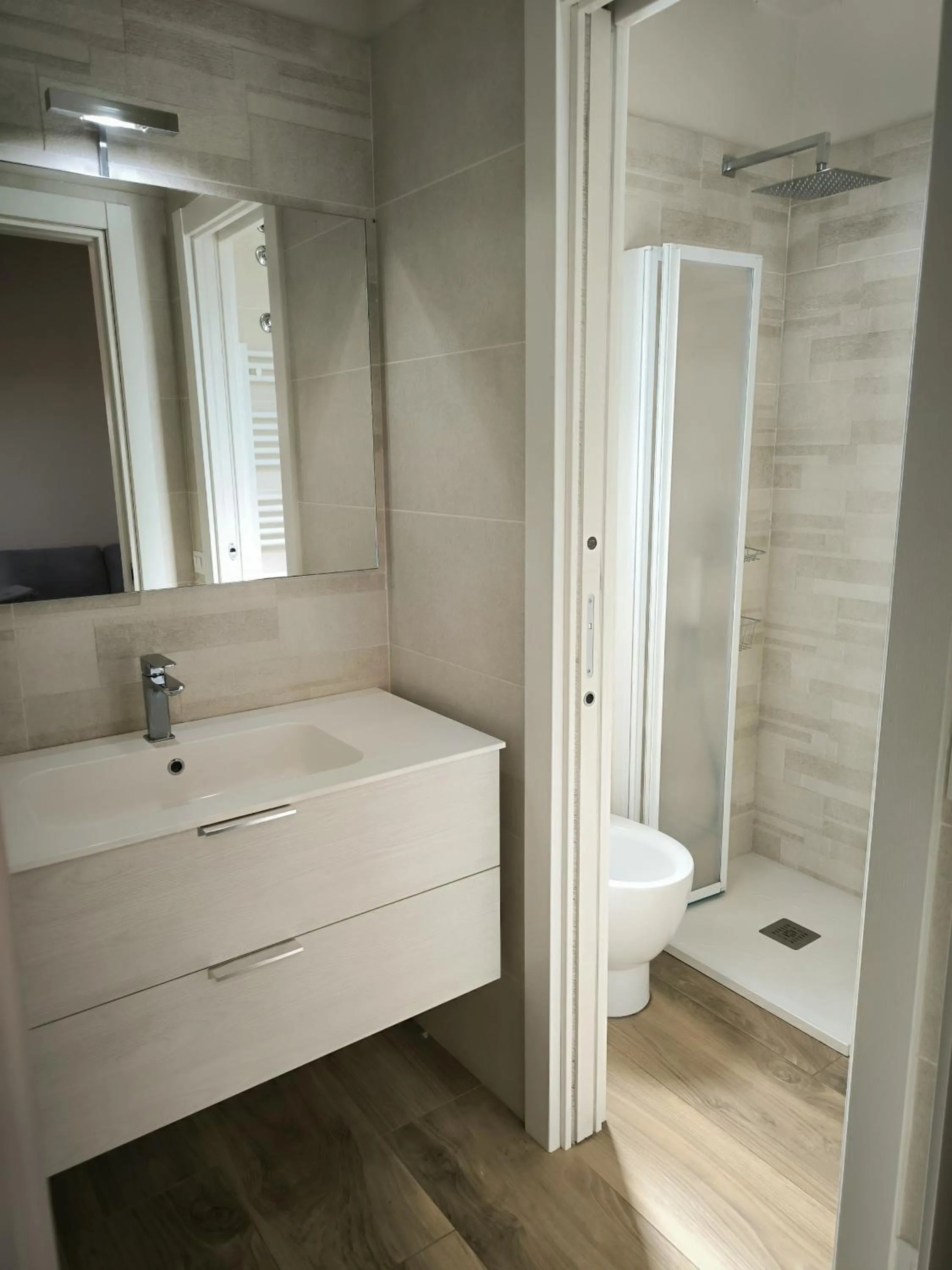 Bathroom in La Mimosa Chic