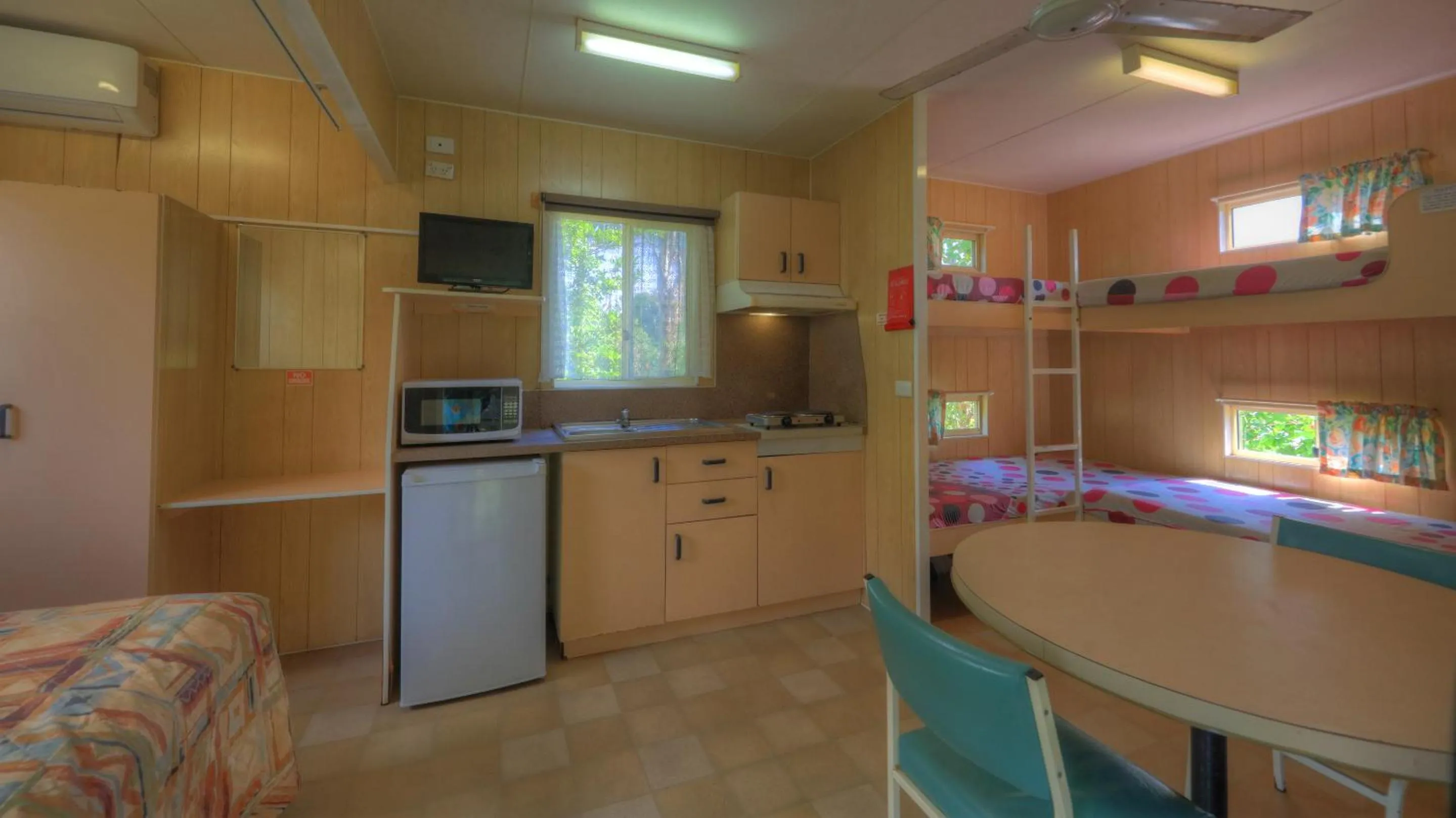 Dining area in Flying Fish Point Tourist Park