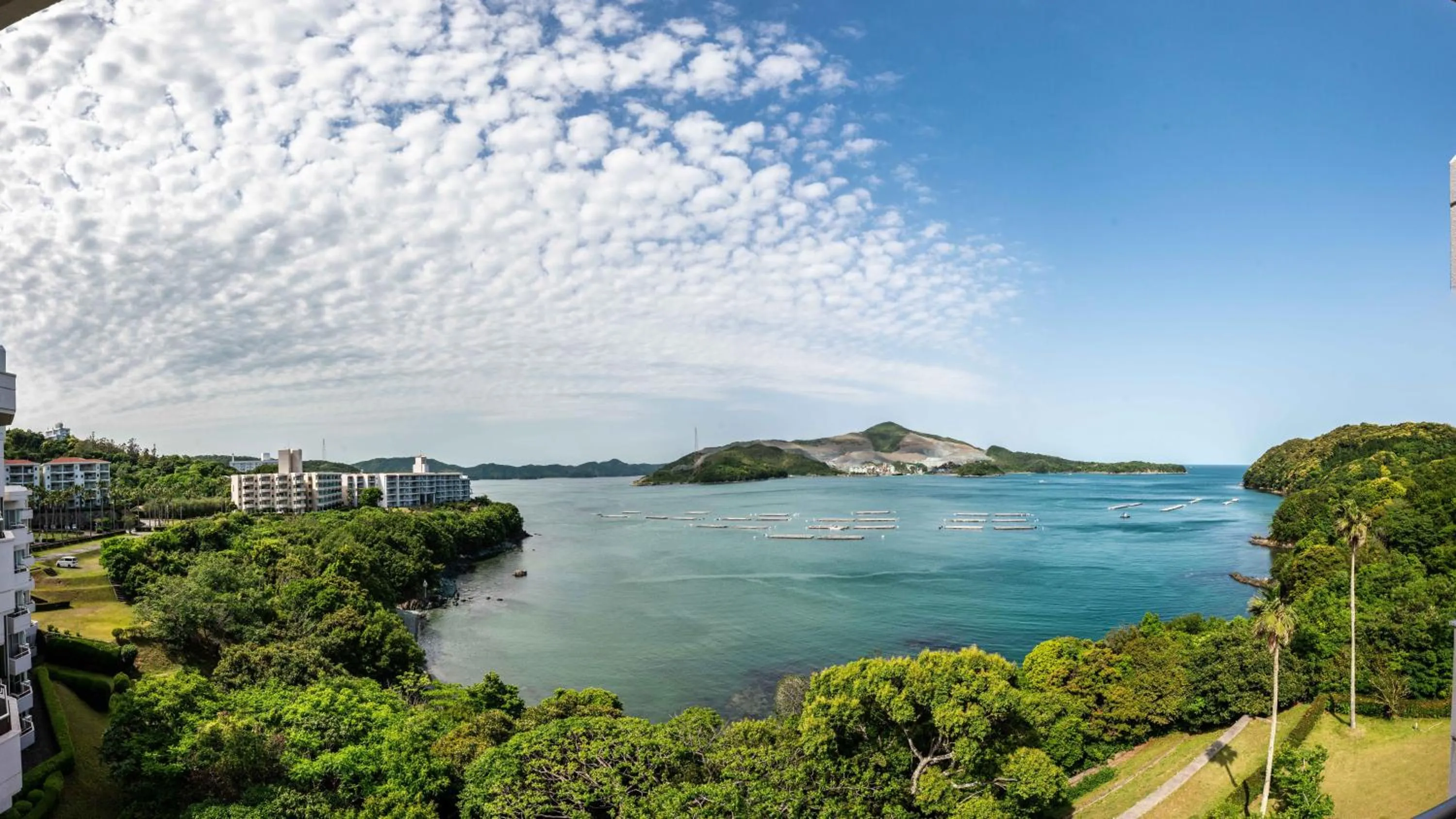 Sea view in Wisterian Life Club Toba