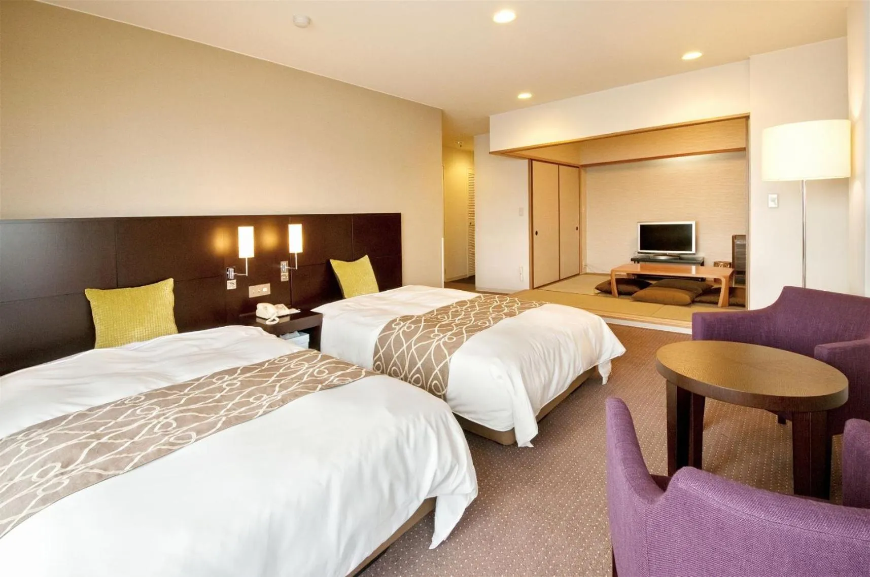 Bathroom, Bed in Wisterian Life Club Toba