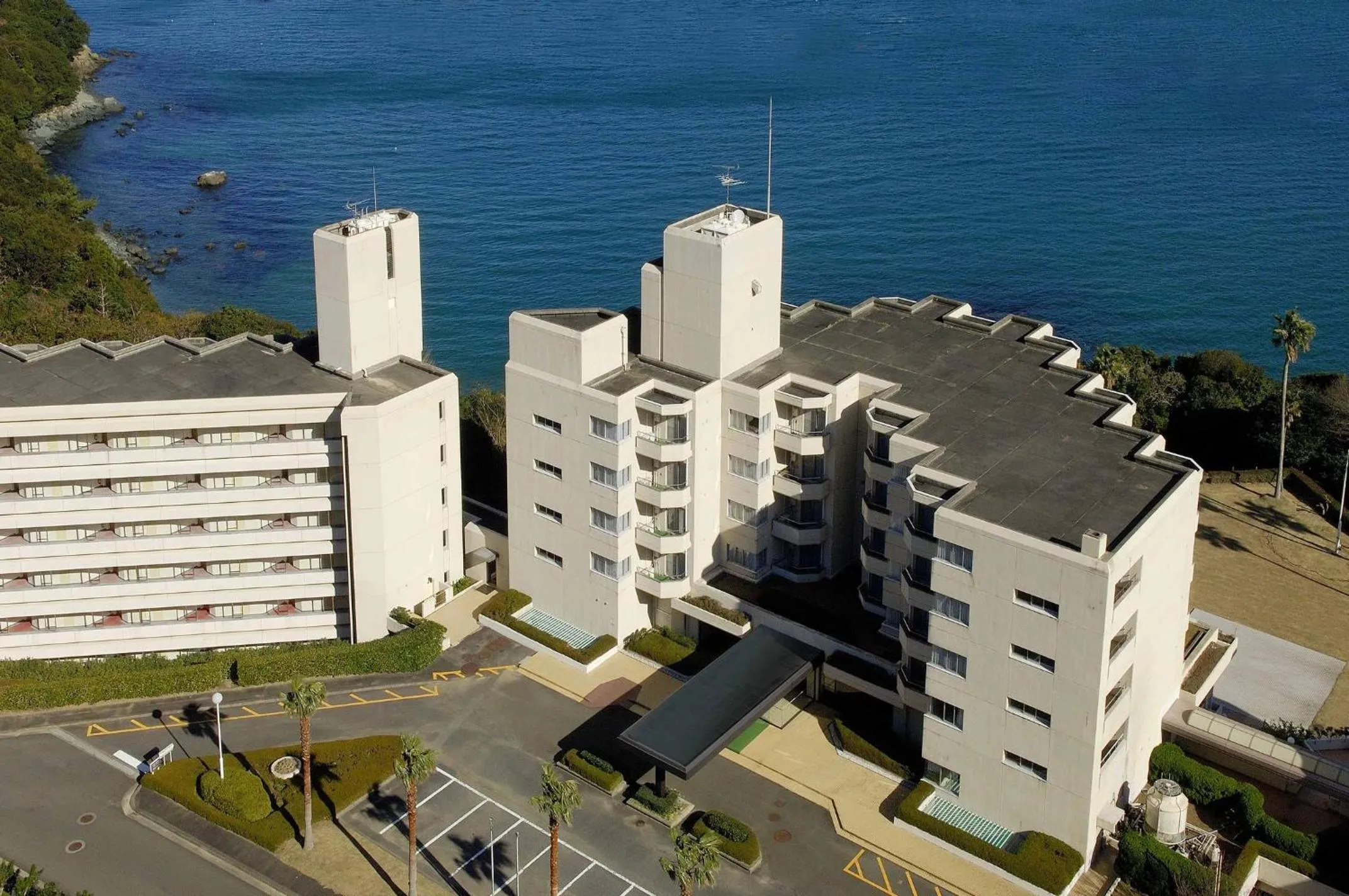 Property building in Wisterian Life Club Toba