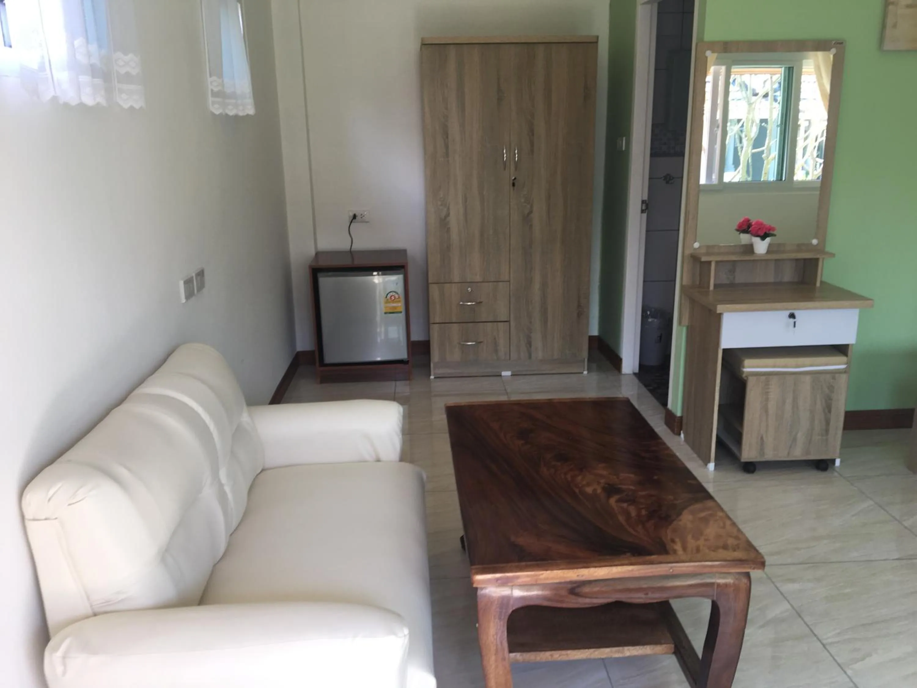 Photo of the whole room in Baan Penny