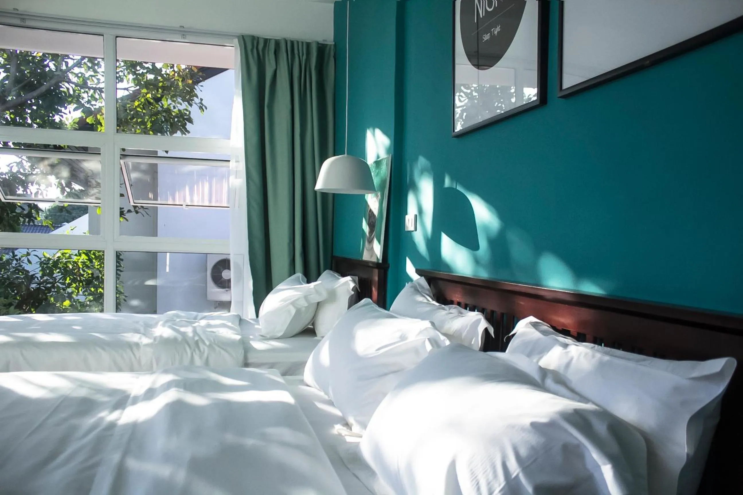 Bed in Mammoth Boutique Hotel