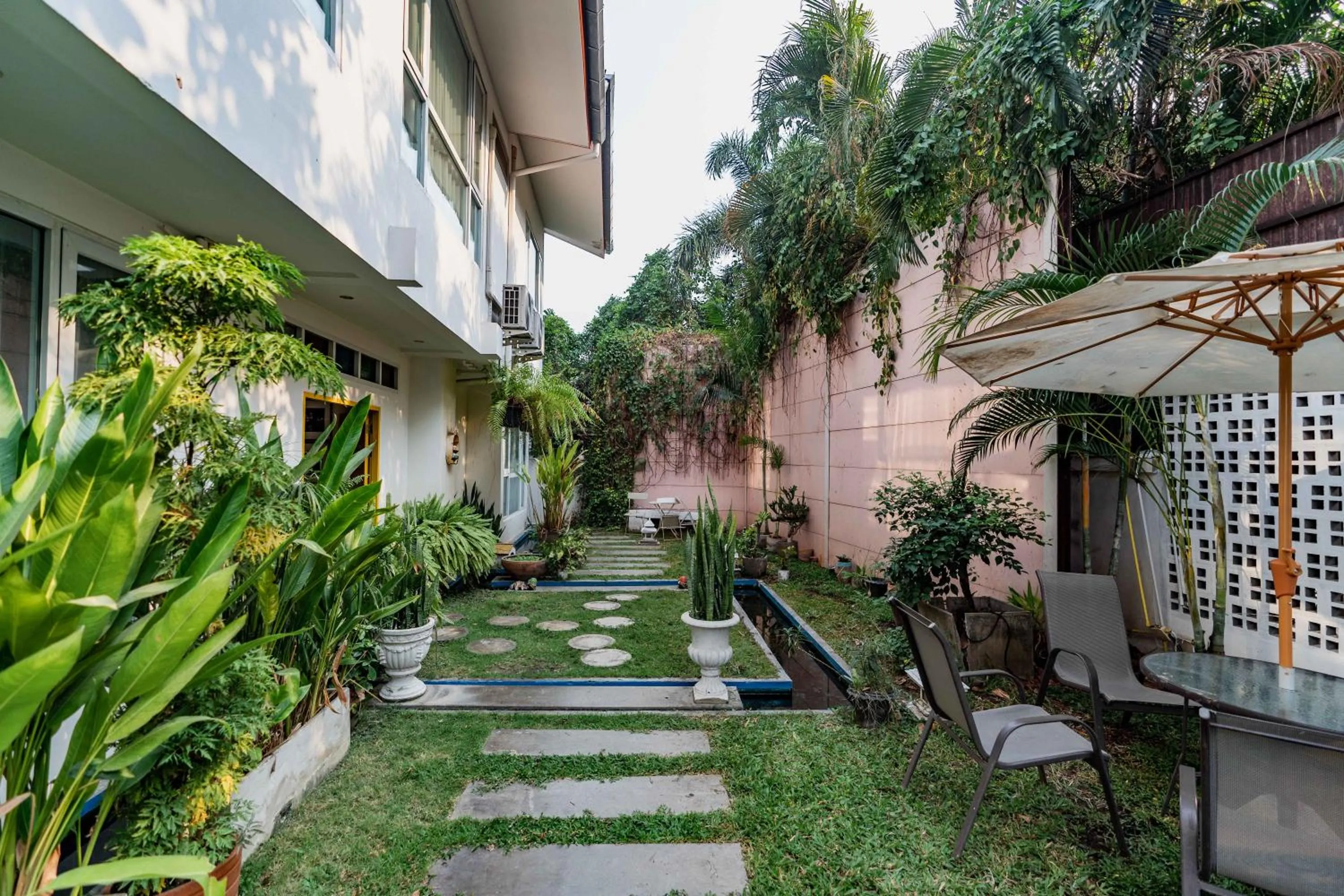 Property building in Mammoth Boutique Hotel