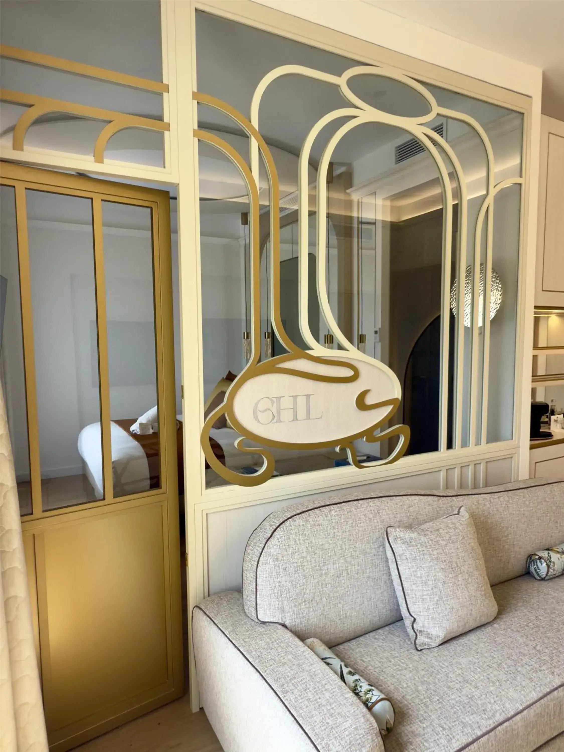 Photo of the whole room, Bed in Grand Hotel Des Lecques; BW Signature Collection Photo of the whole room, Bed in Grand Hotel Des Lecques; BW Signature Collection