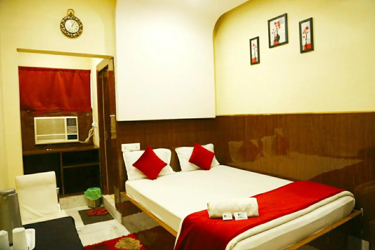 Photo of the whole room, Bed in Hotel Holideiinn