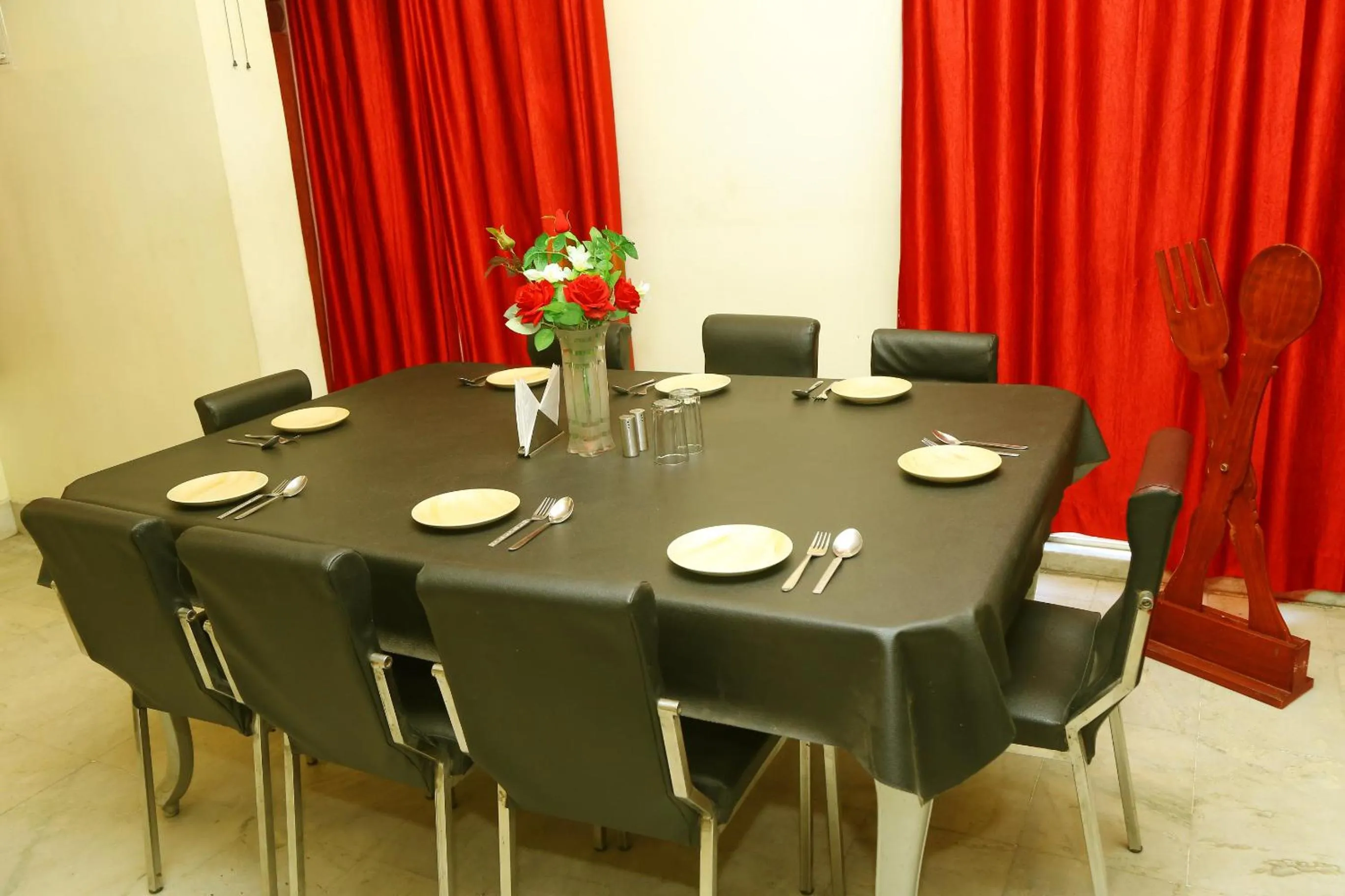 Coffee/tea facilities in Hotel Holideiinn