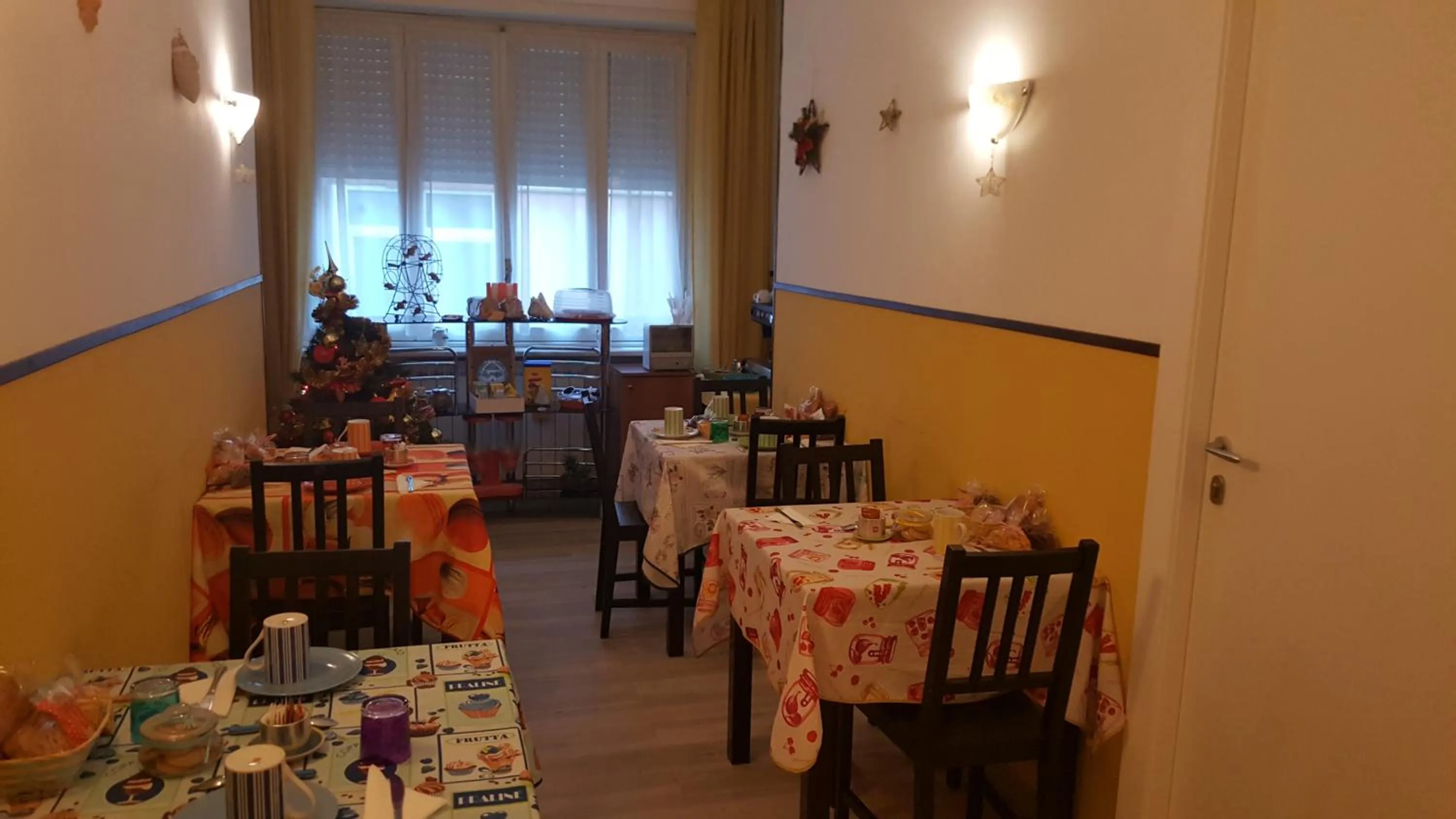 Restaurant/places to eat in Domina Romae B&B