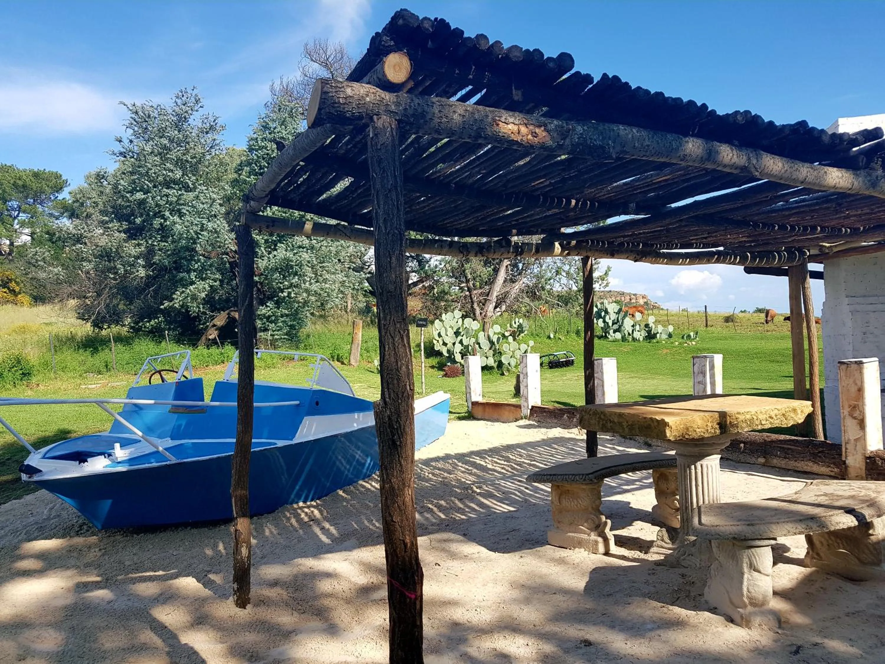 Garden in Affi lande Boetiek guestfarm