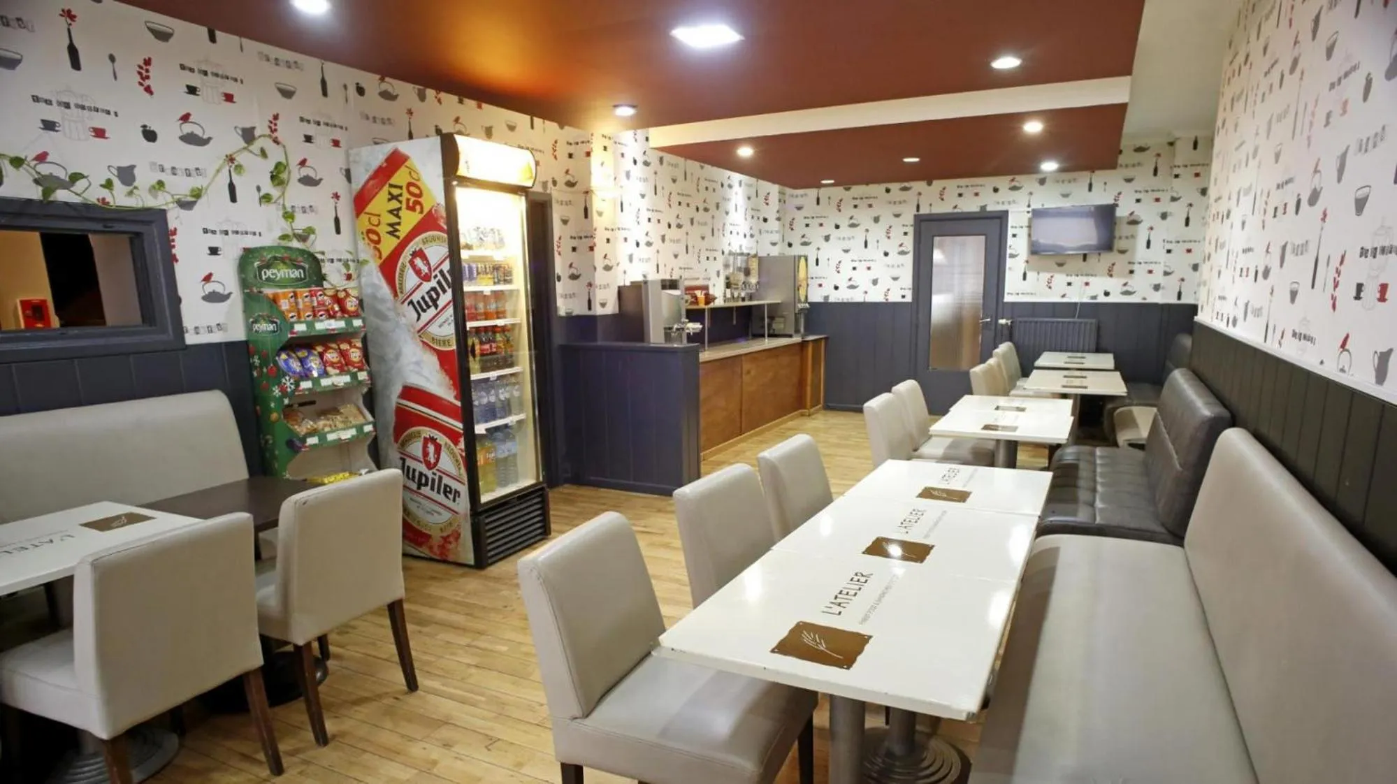 Breakfast, Restaurant/Places to Eat in Albert Hotel