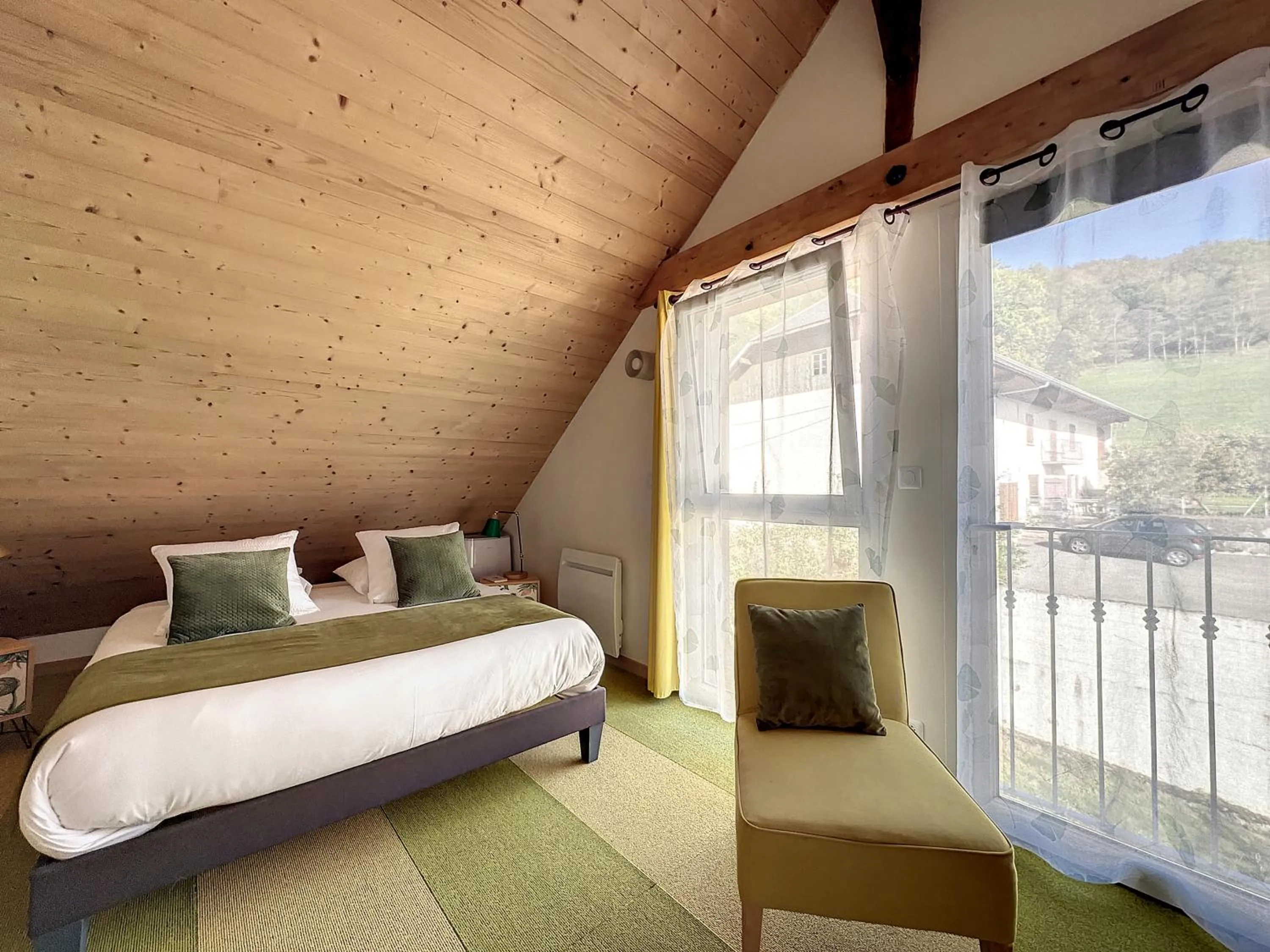 Bedroom in Antre Lacs