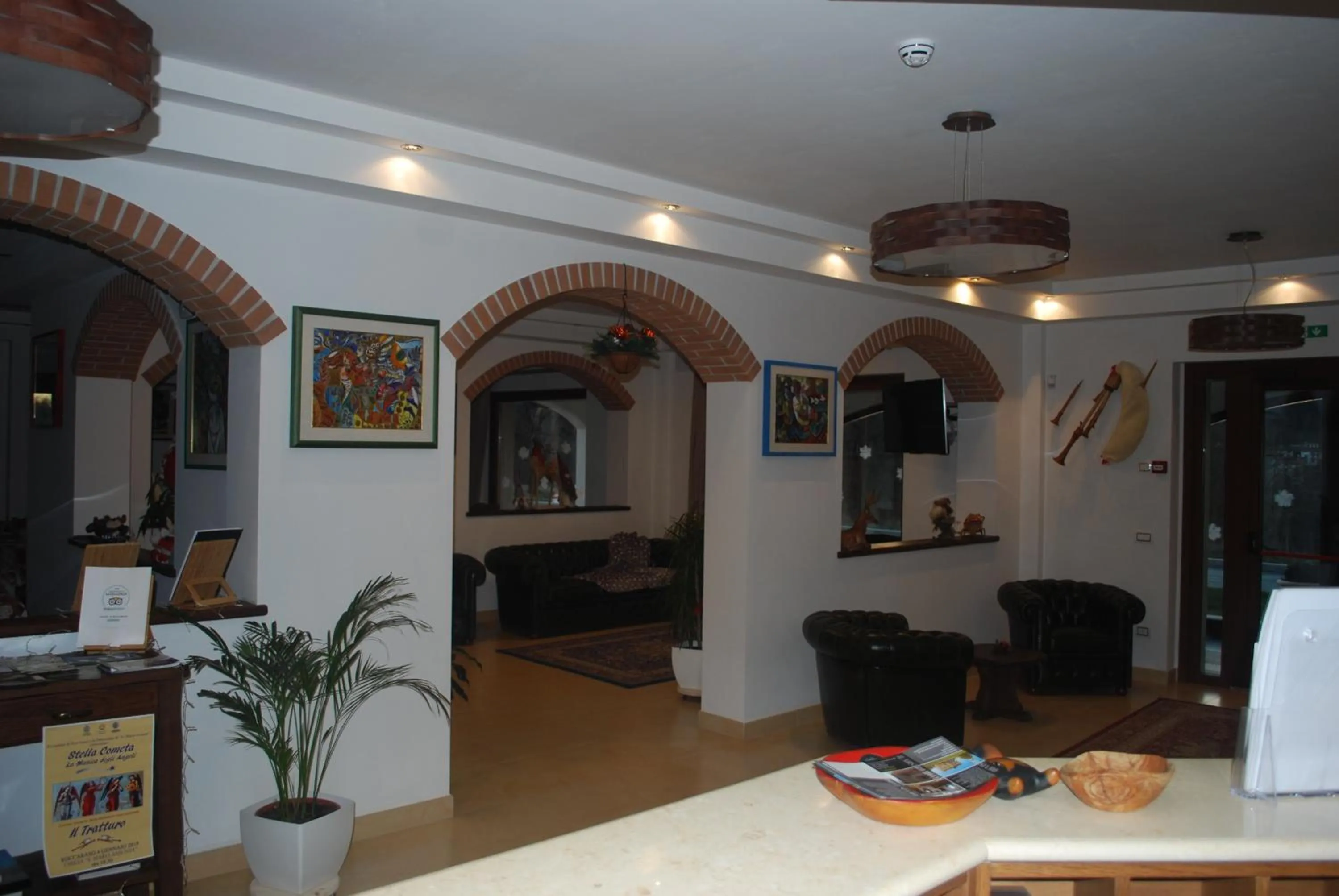 Communal lounge/ TV room in Hotel Il Bucaneve