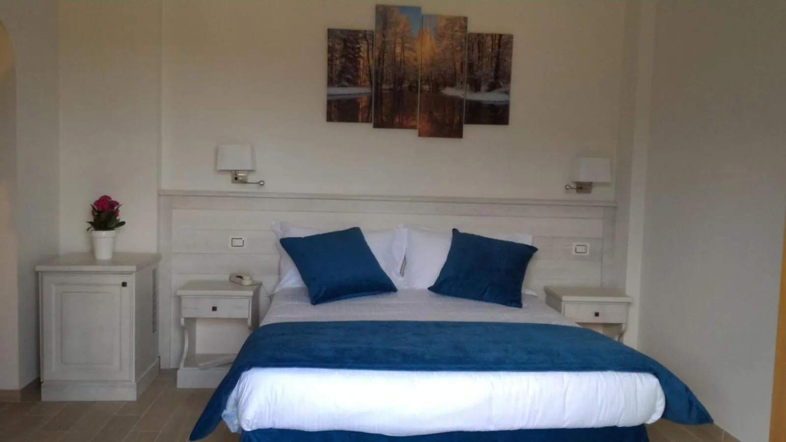 Bed in Hotel Il Bucaneve