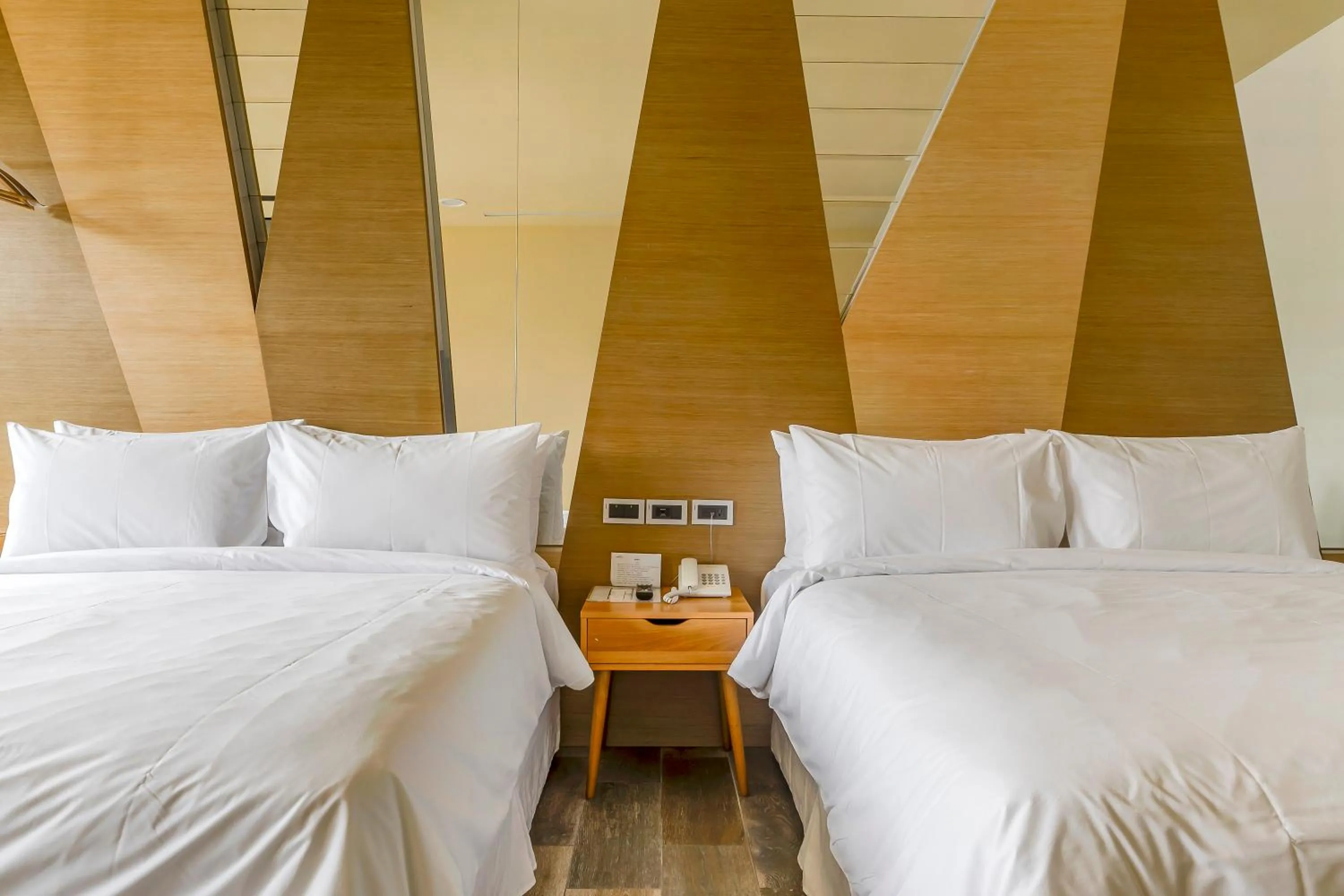 Bedroom, Bed in Han Yan Design Hotel